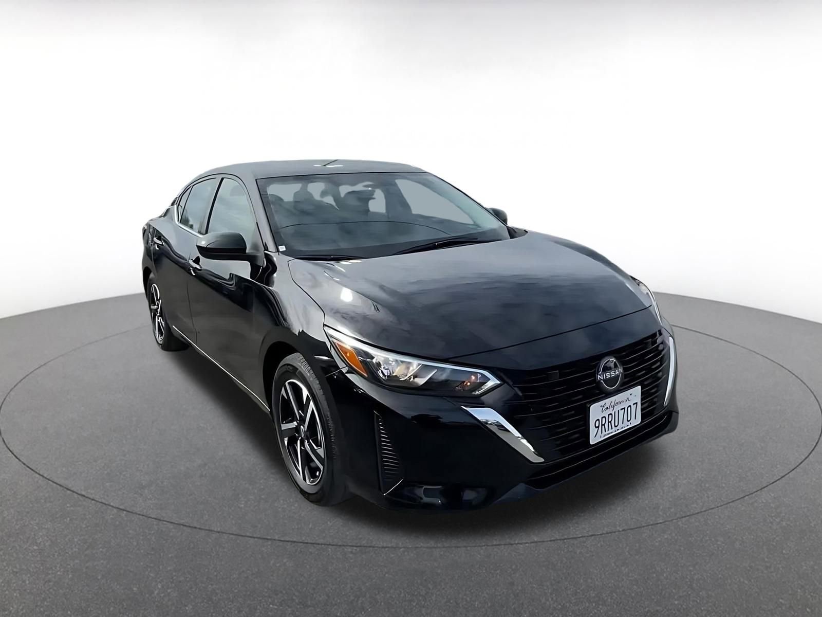 Thumbnail: 2025 Nissan Sentra - 3