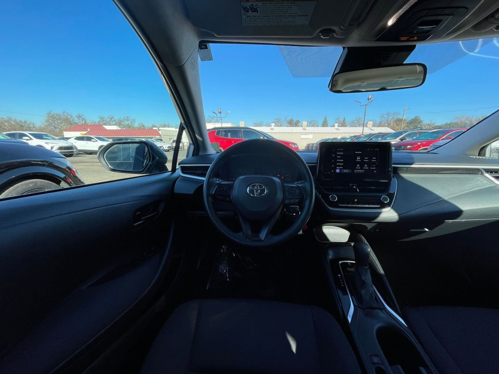 Thumbnail: 2023 Toyota Corolla - 32