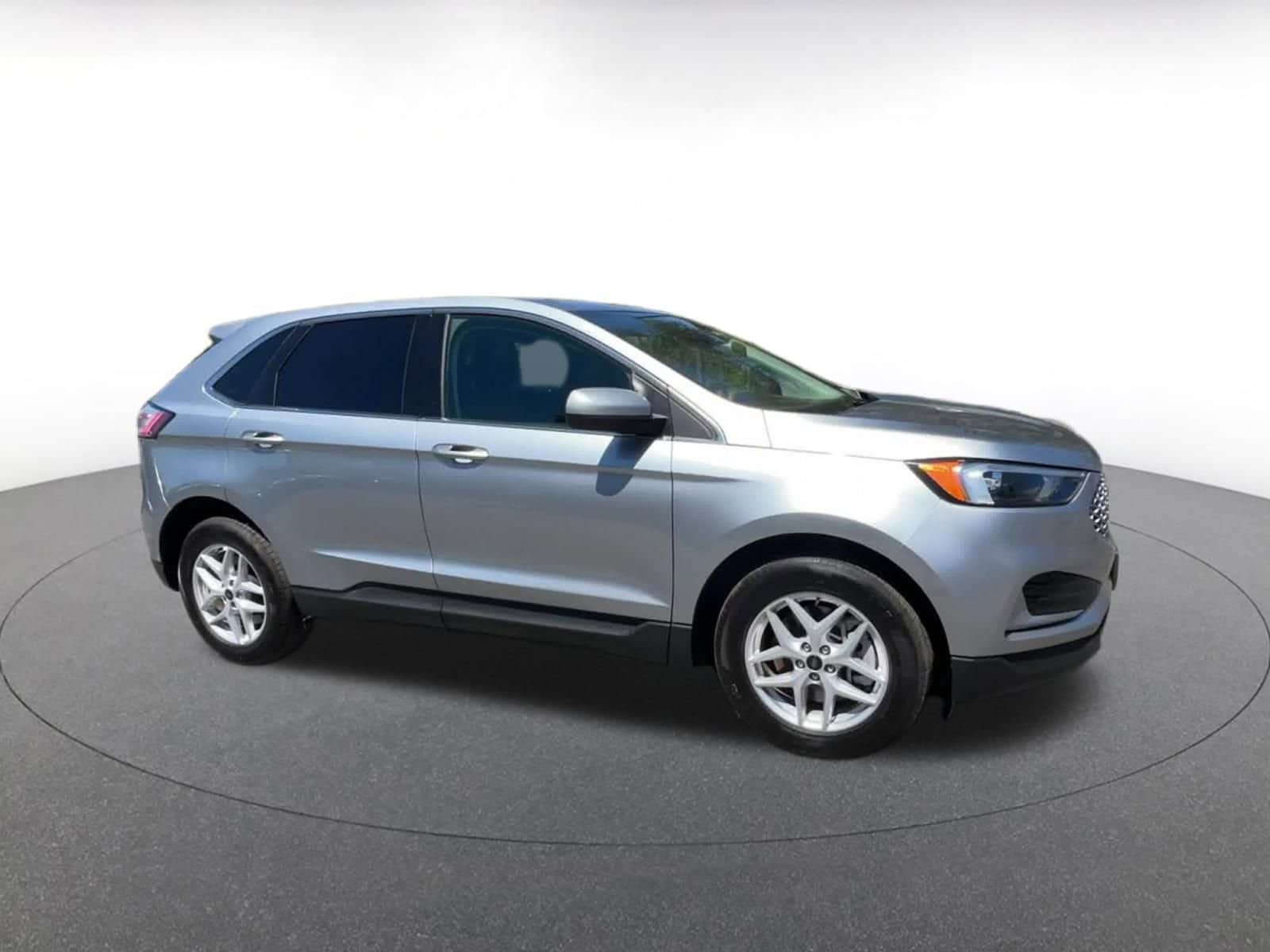 Thumbnail: 2024 Ford Edge - 2