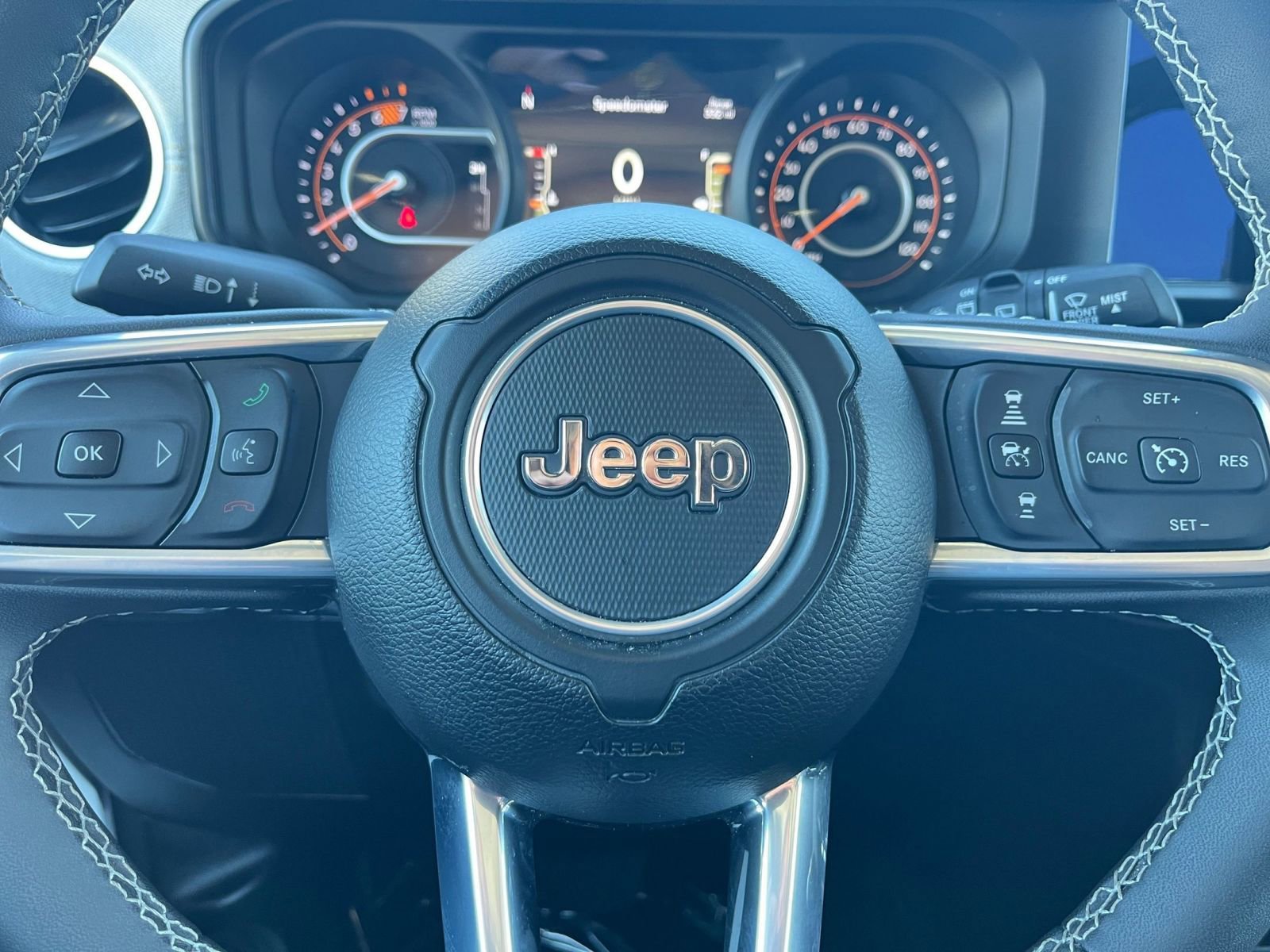 Thumbnail: 2025 Jeep Wrangler - 27