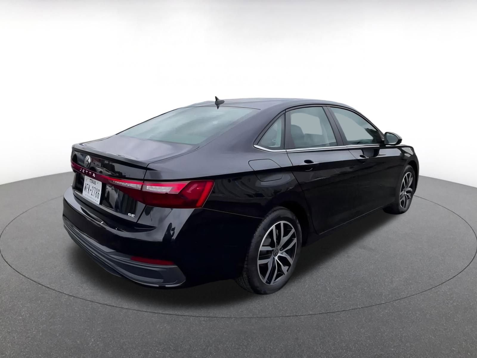 Thumbnail: 2025 Volkswagen Jetta - 15