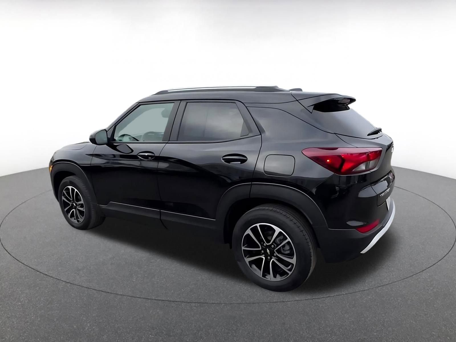 Thumbnail: 2025 Chevrolet TrailBlazer - 10