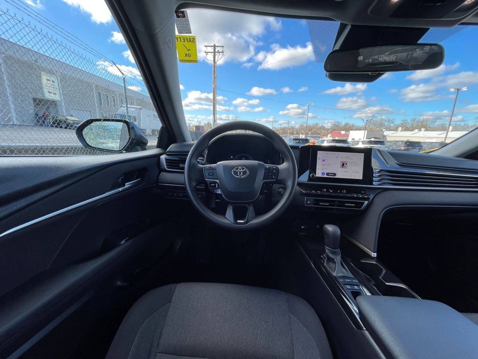 Thumbnail: 2025 Toyota Camry - 33