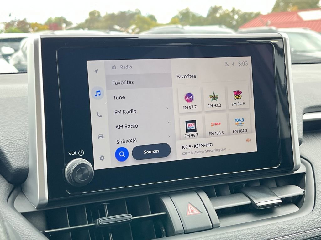 Thumbnail: 2025 Toyota RAV4 - 24