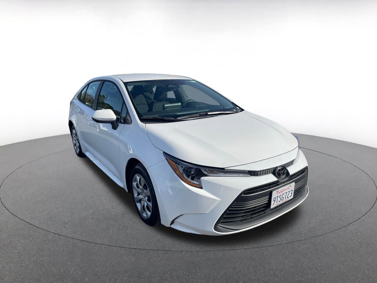 Thumbnail: 2025 Toyota Corolla - 1