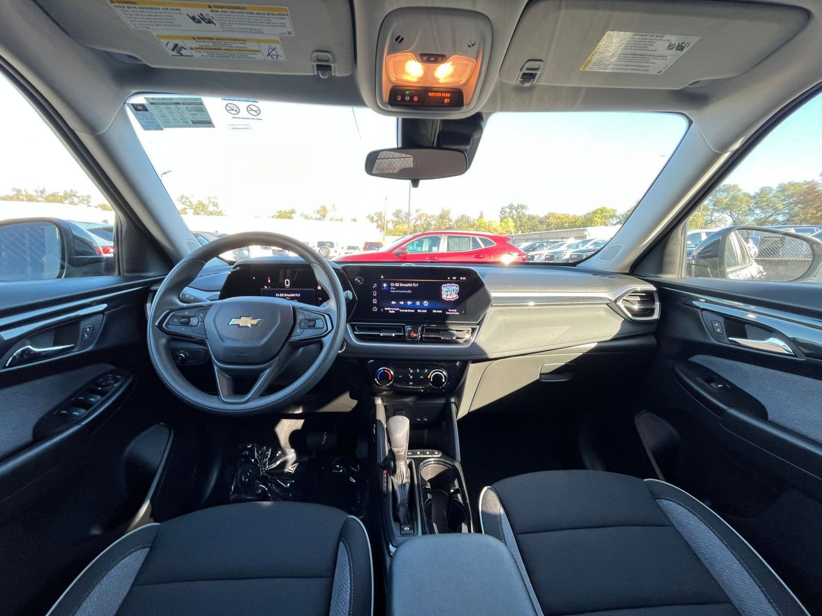 Thumbnail: 2025 Chevrolet TrailBlazer - 31