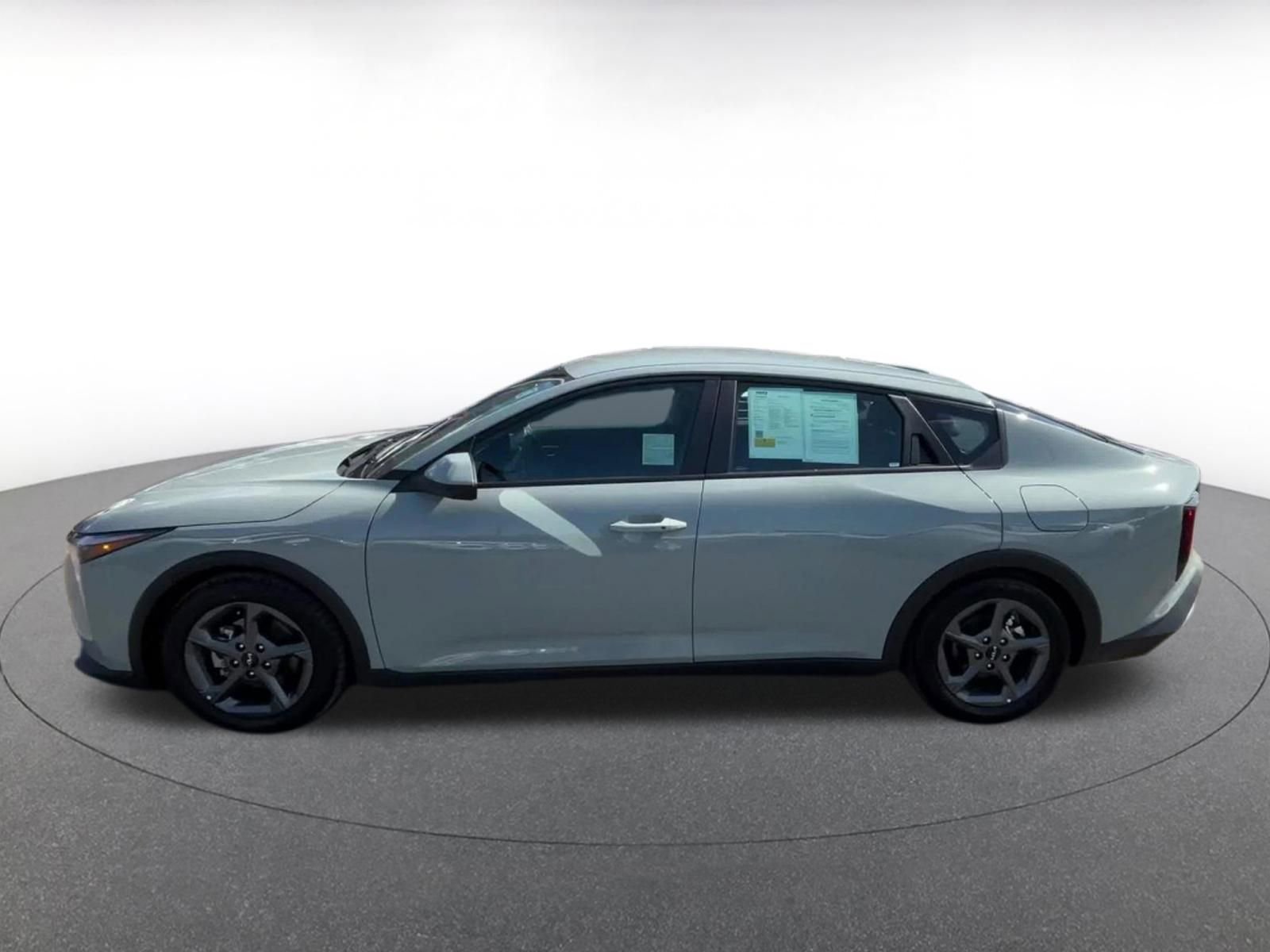 Thumbnail: 2025 Kia K4 - 9