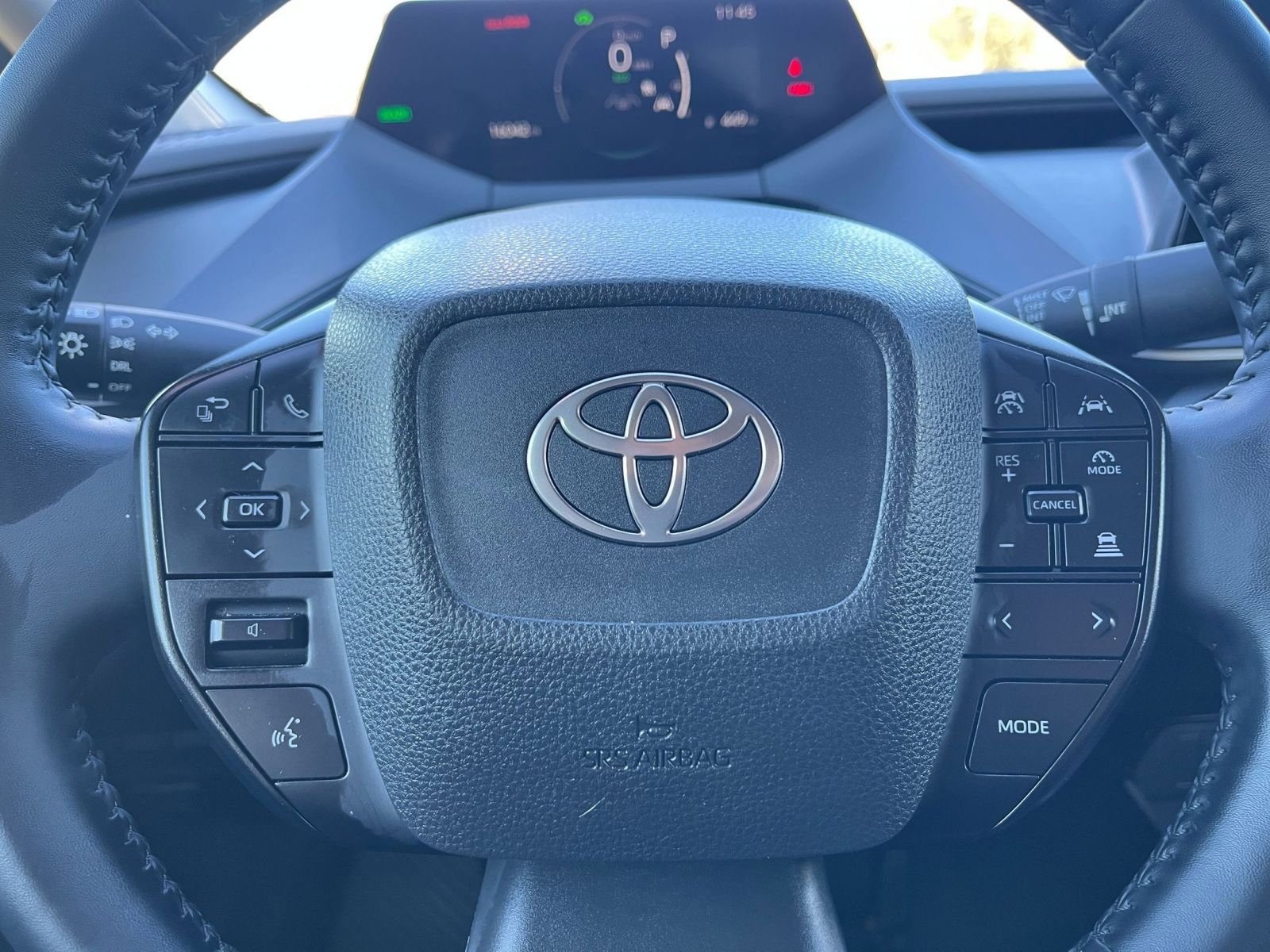 Thumbnail: 2025 Toyota Prius - 25