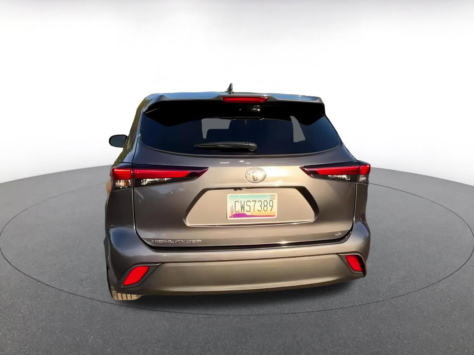 Thumbnail: 2025 Toyota Highlander - 12