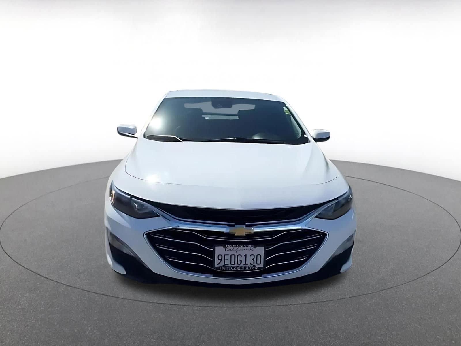 Thumbnail: 2023 Chevrolet Malibu - 4