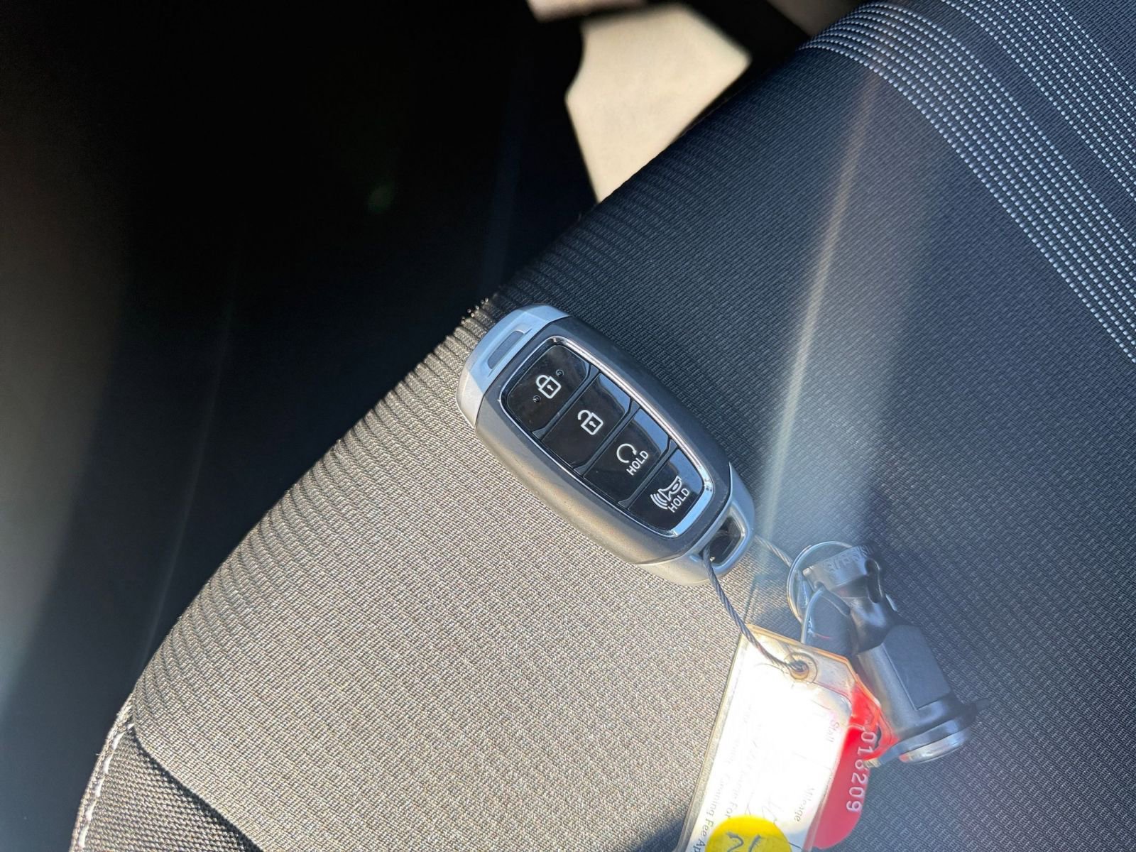 Thumbnail: 2025 Hyundai Venue - 25