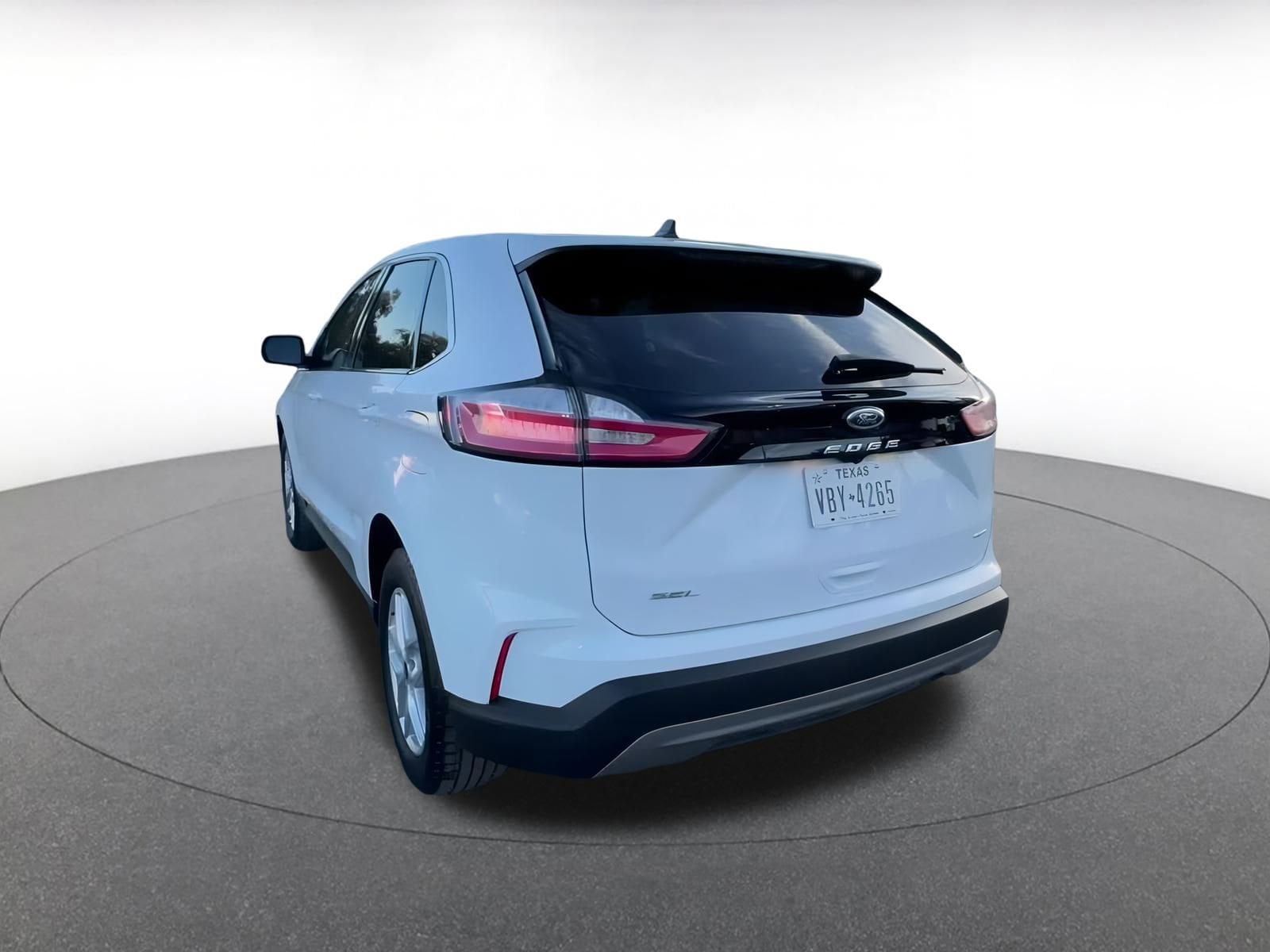 Thumbnail: 2024 Ford Edge - 11