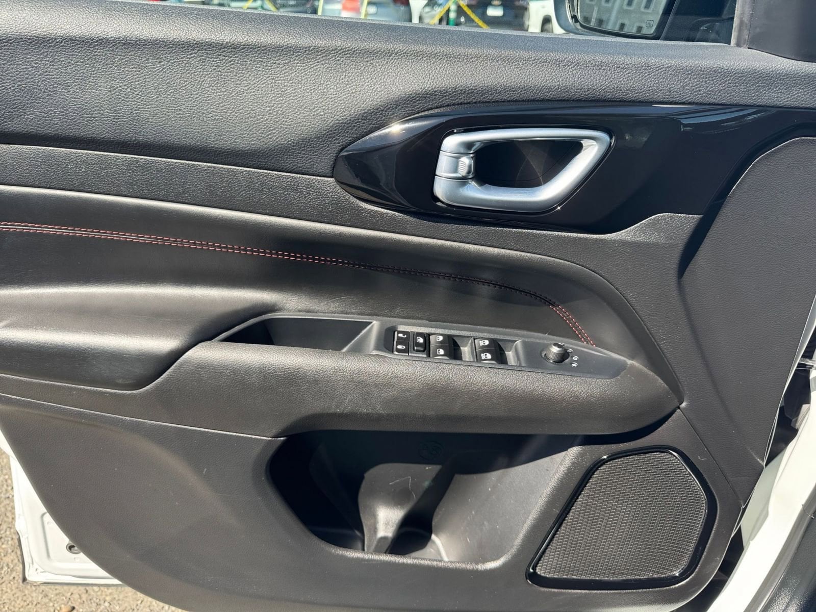 Thumbnail: 2025 Jeep Compass - 18