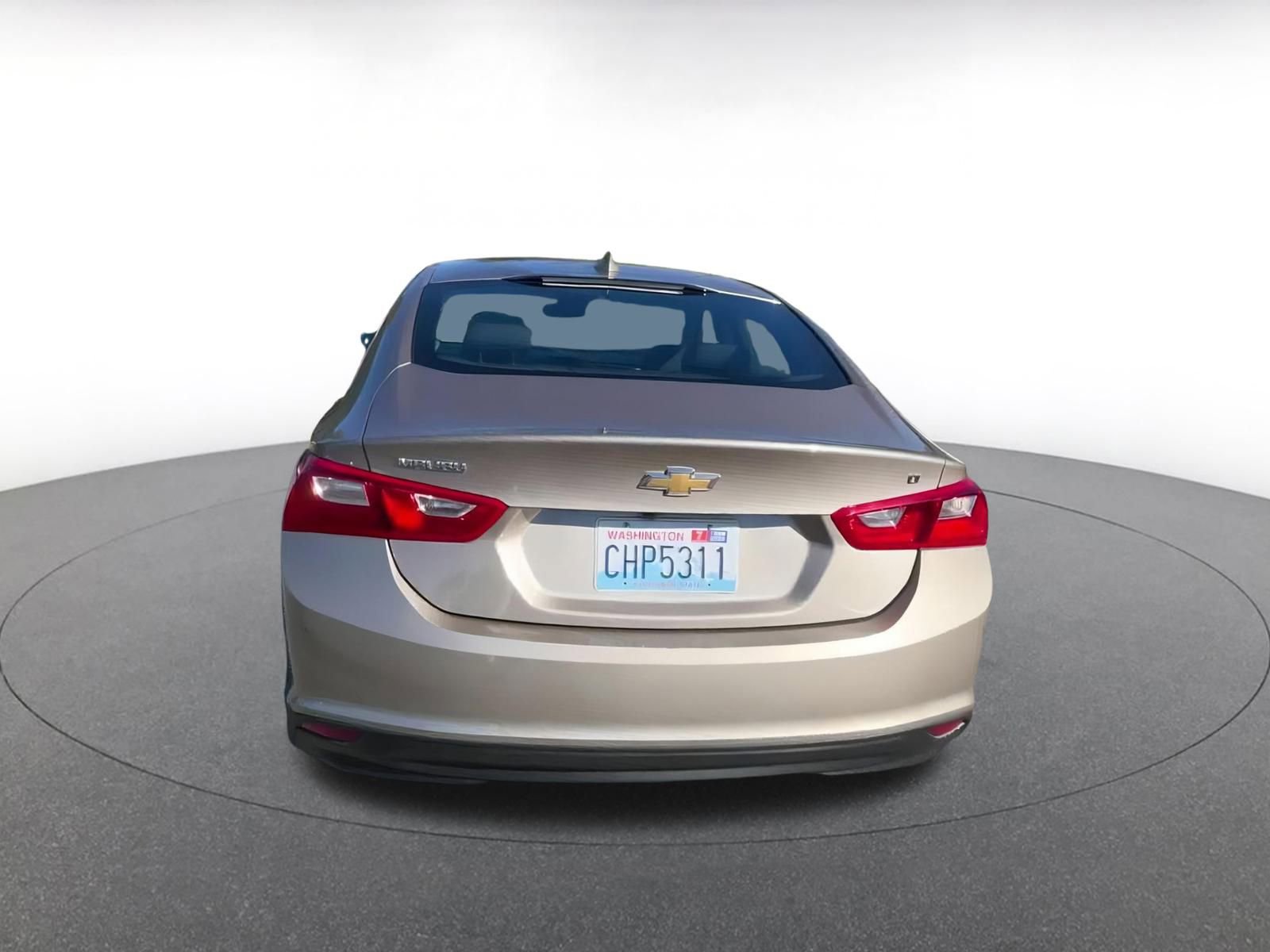 Thumbnail: 2023 Chevrolet Malibu - 12