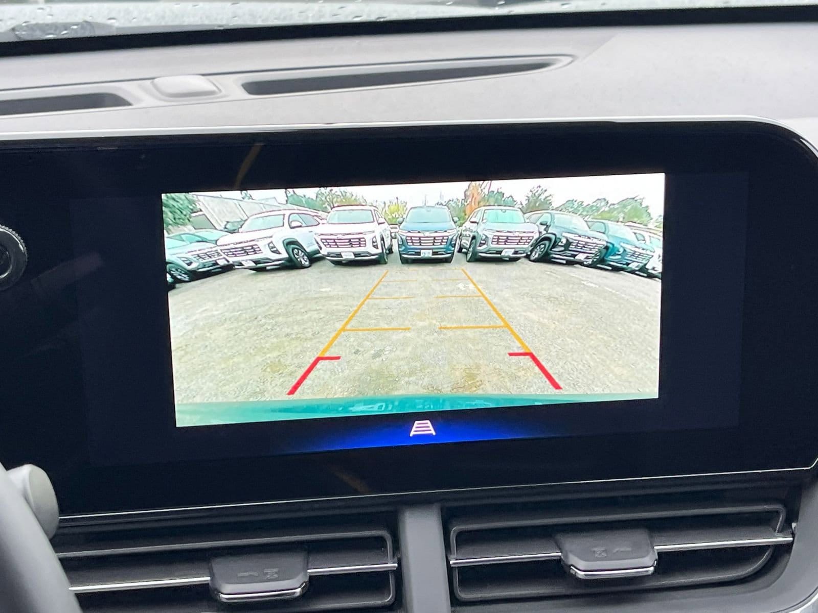 Thumbnail: 2025 Chevrolet Trax - 17