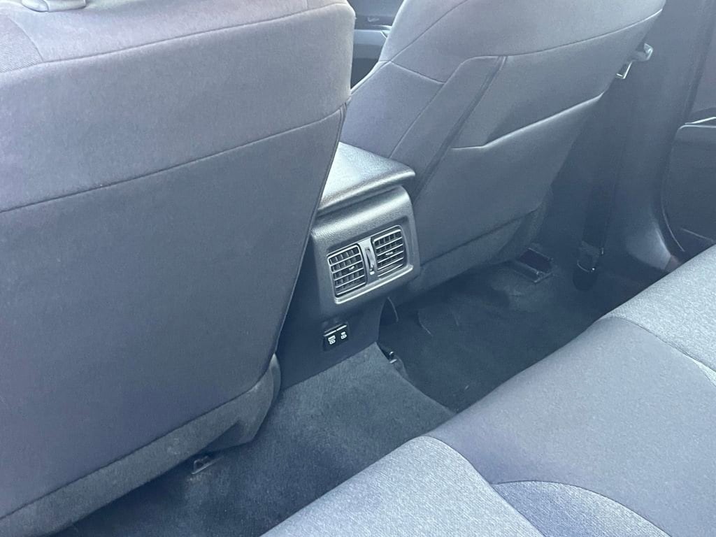 Thumbnail: 2025 Toyota Camry - 32