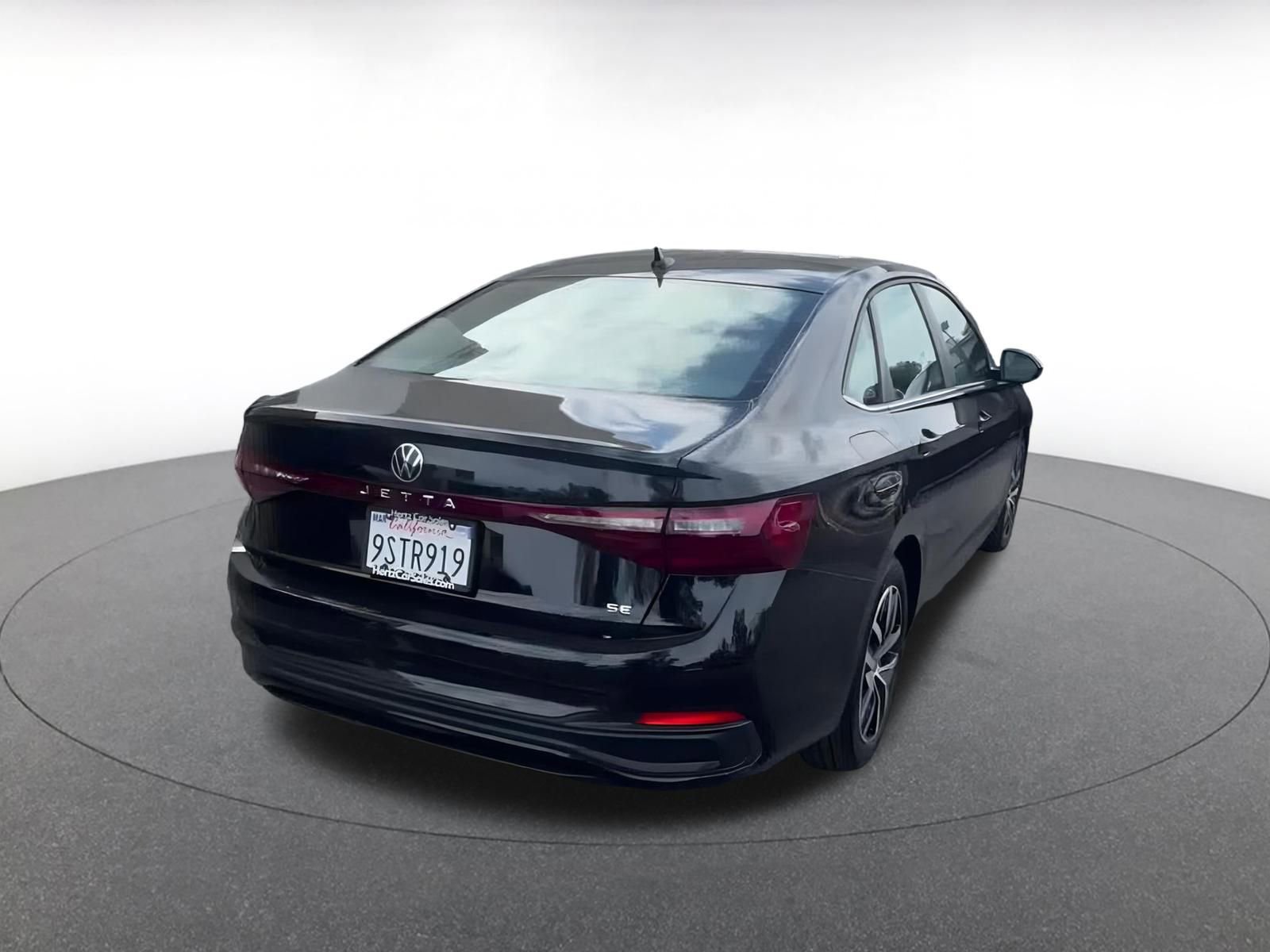 Thumbnail: 2025 Volkswagen Jetta - 12