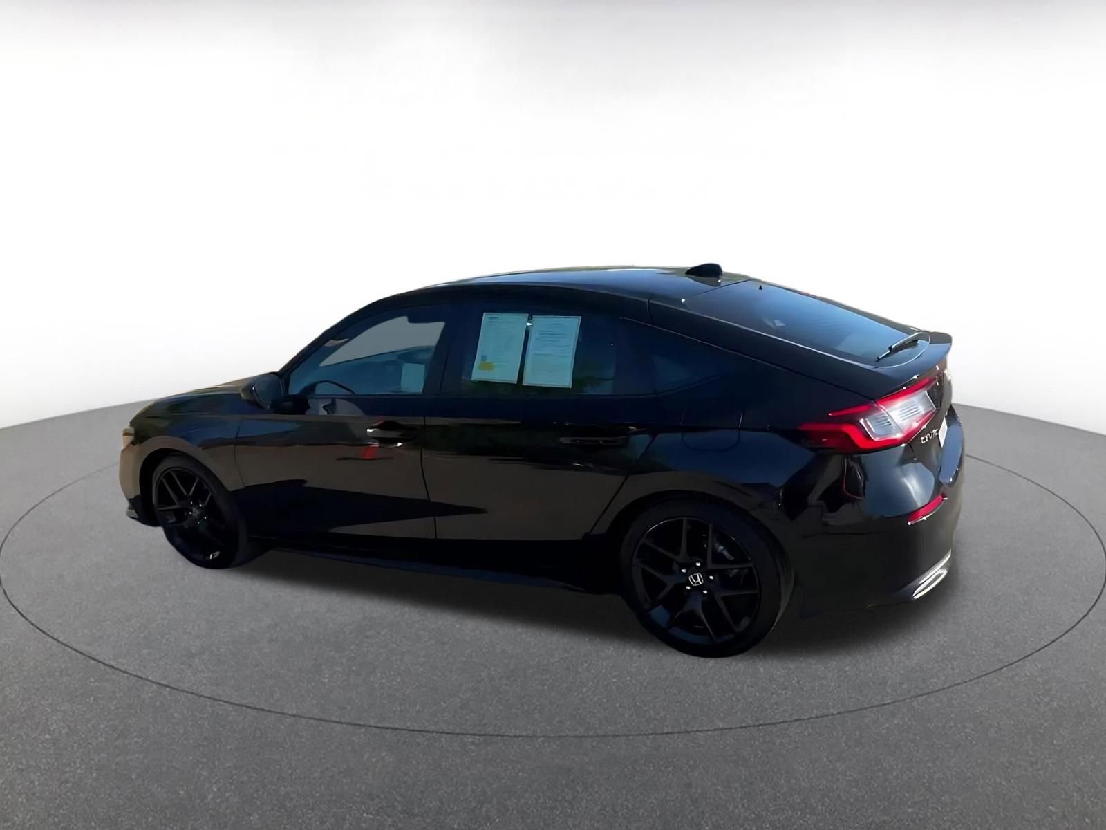 Thumbnail: 2024 Honda Civic - 10