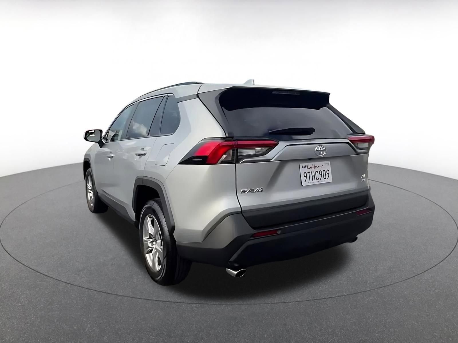 Thumbnail: 2025 Toyota RAV4 - 11