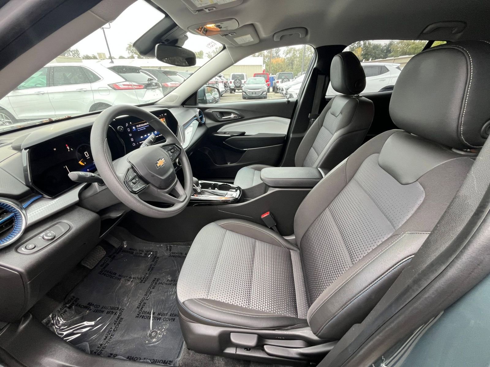 Thumbnail: 2025 Chevrolet Trax - 24