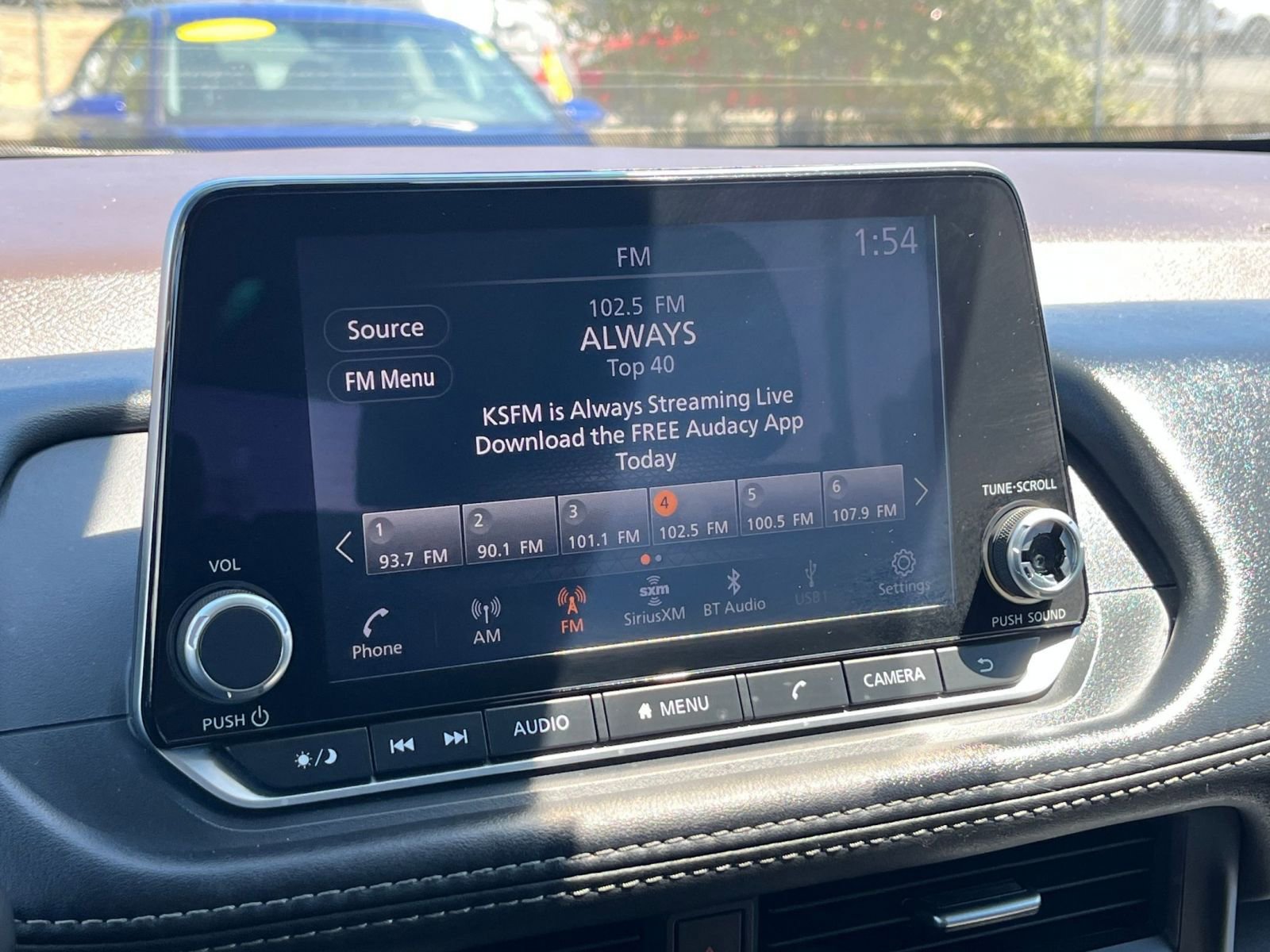 Thumbnail: 2023 Nissan Rogue - 21