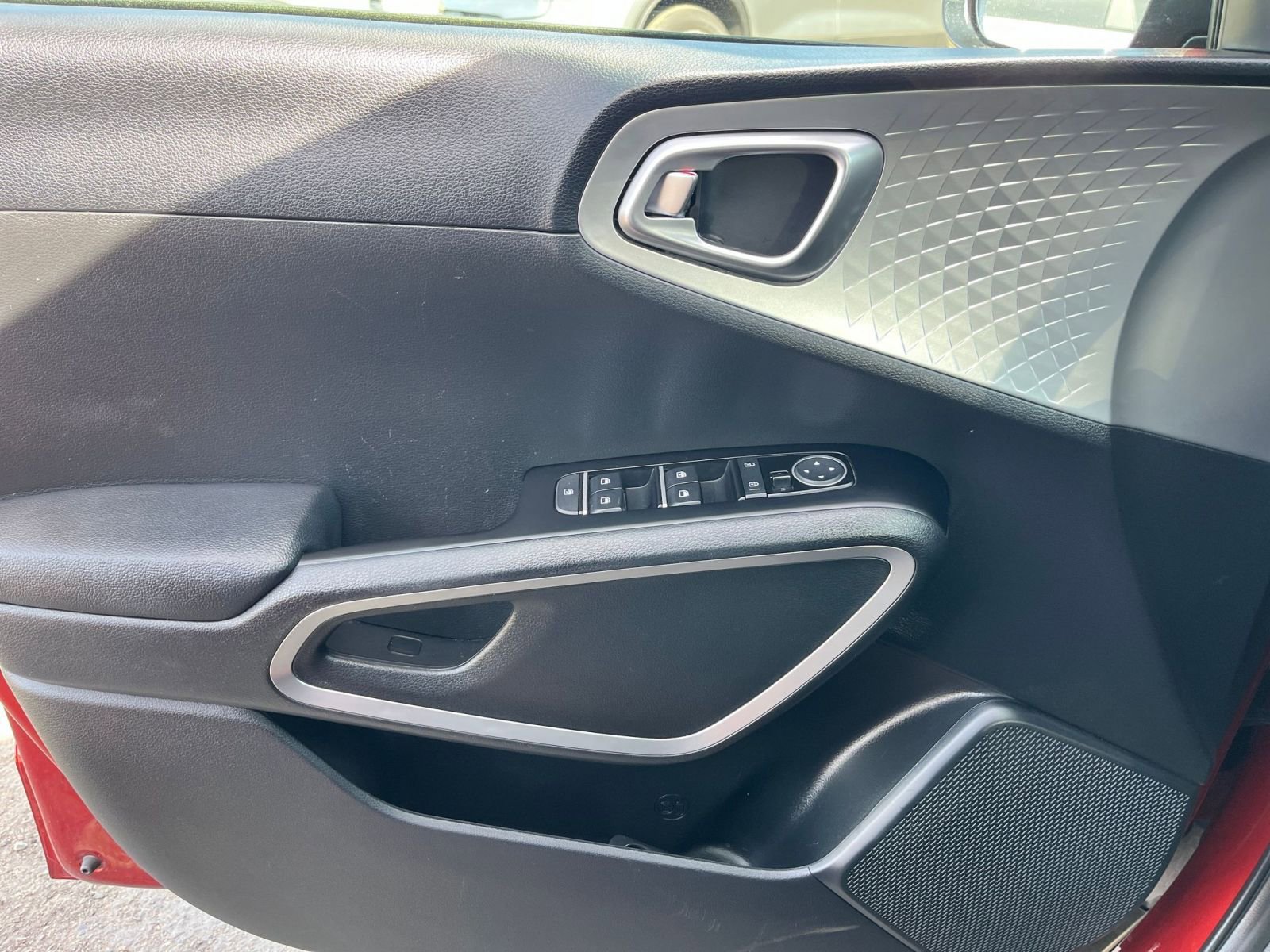 Thumbnail: 2025 Kia Soul - 18