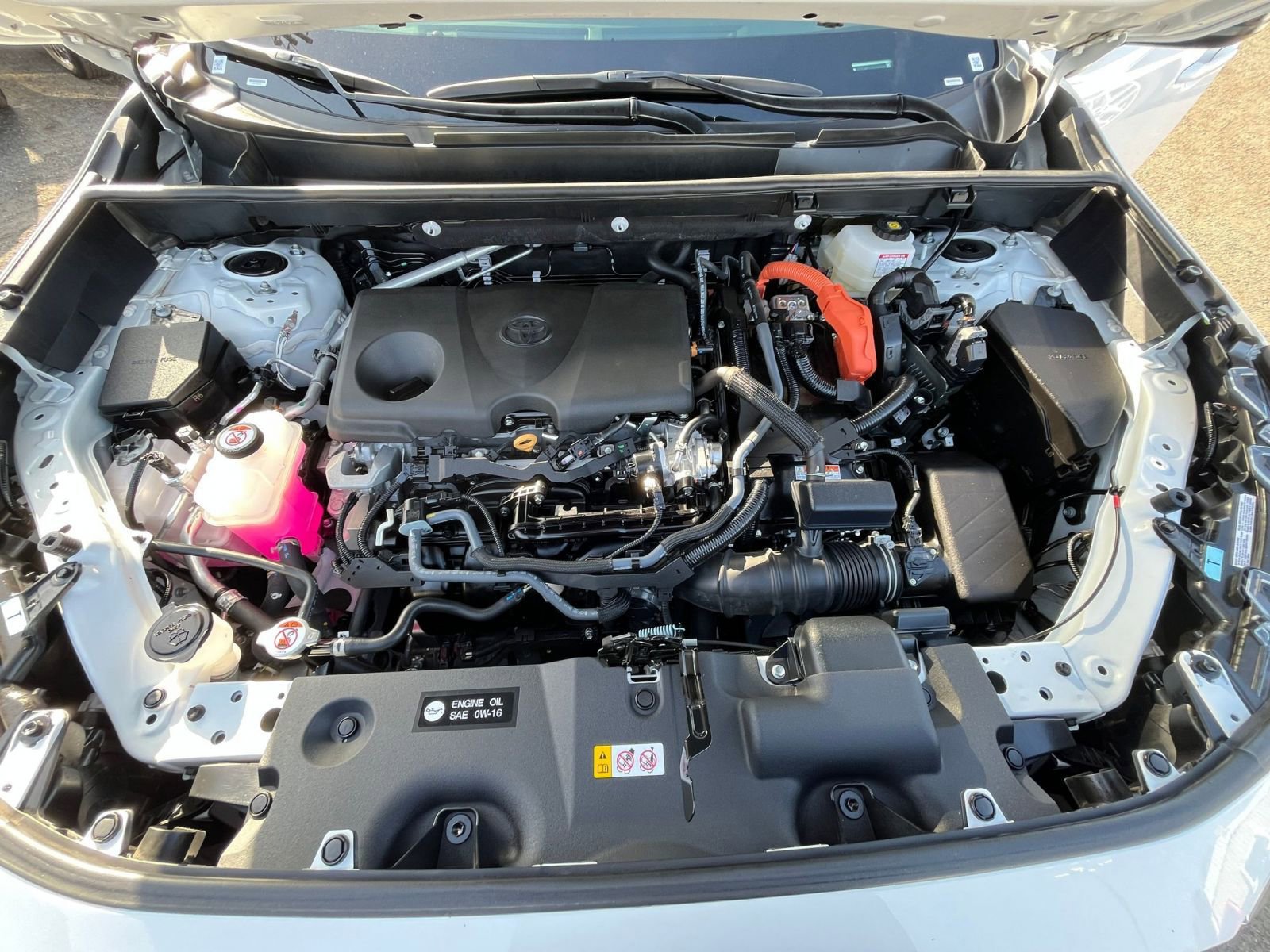 Thumbnail: 2025 Toyota RAV4 - 31