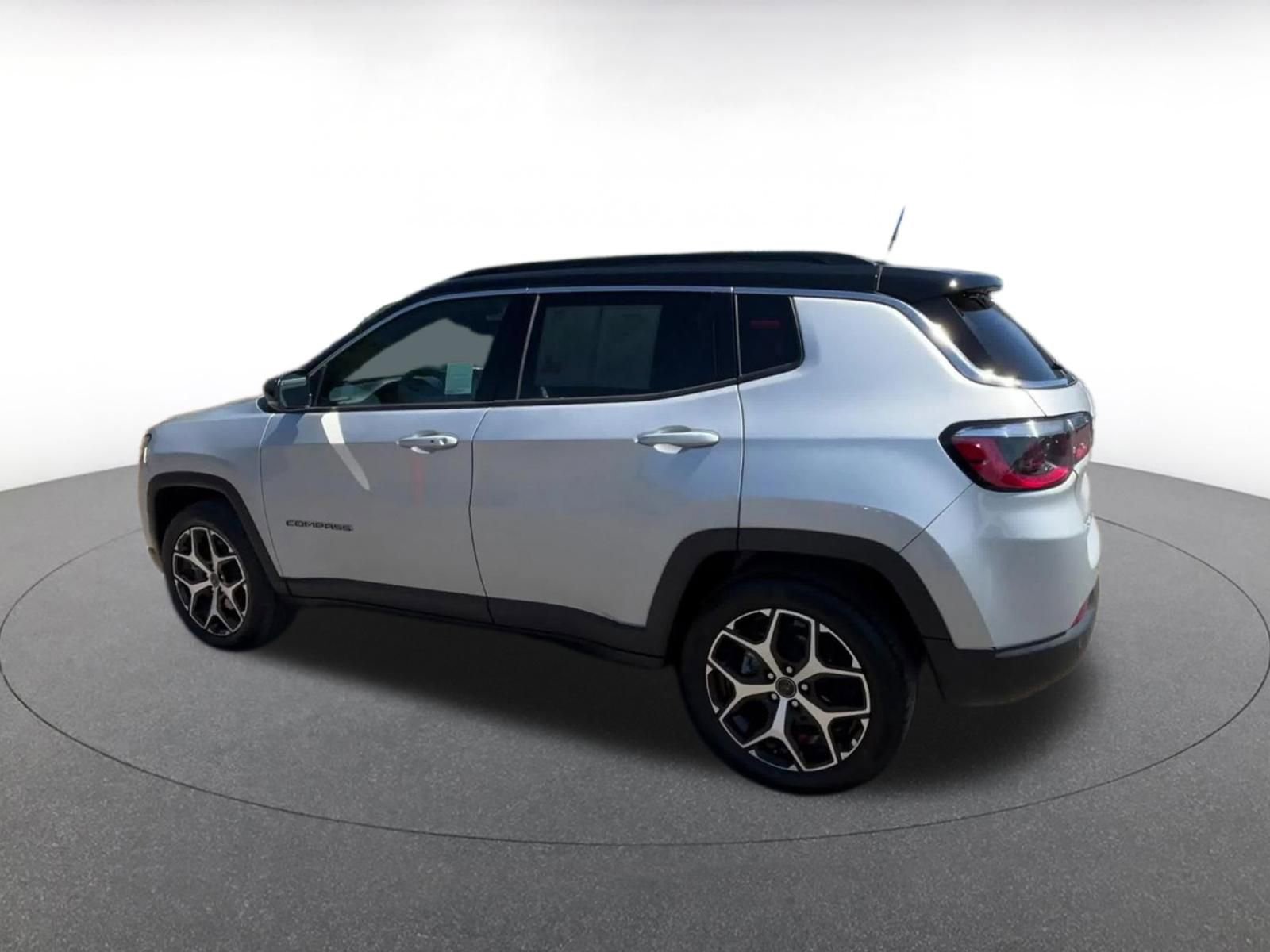 Thumbnail: 2025 Jeep Compass - 10
