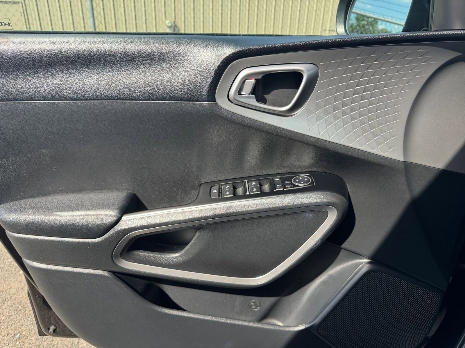 Thumbnail: 2025 Kia Soul - 18