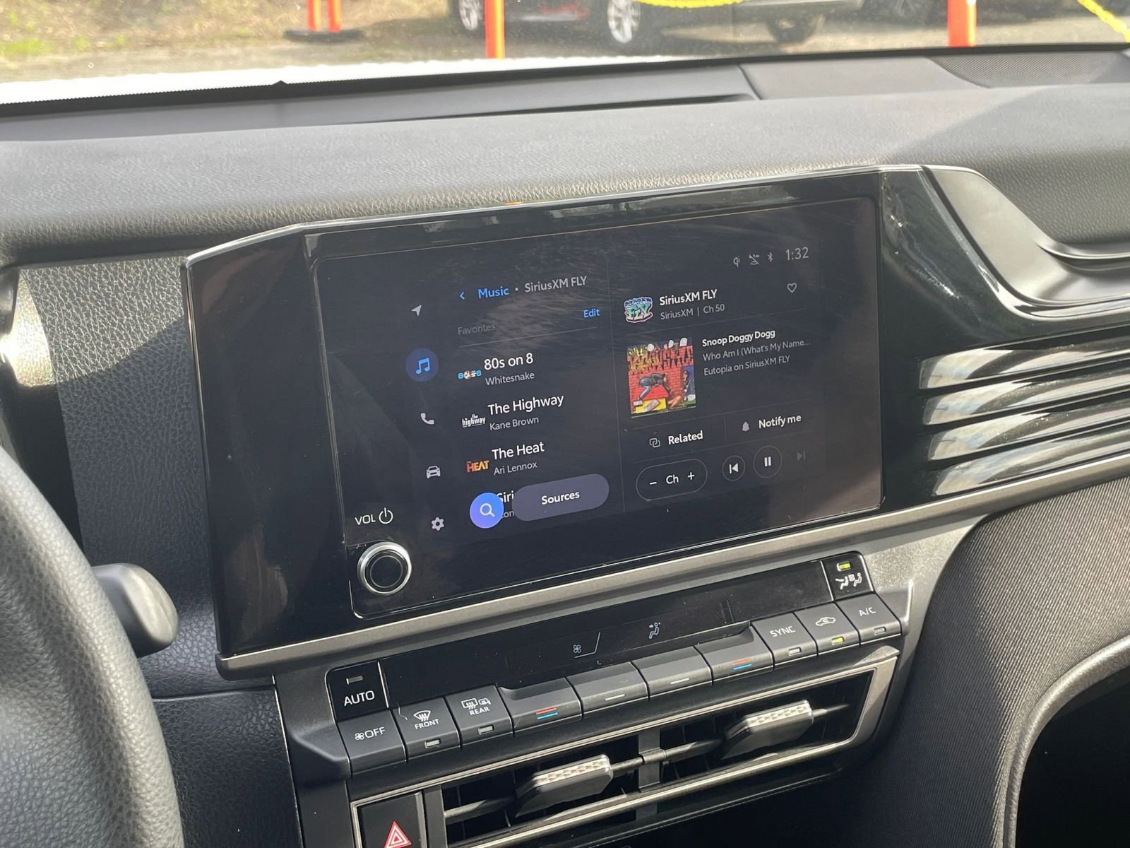 Thumbnail: 2025 Toyota Camry - 21