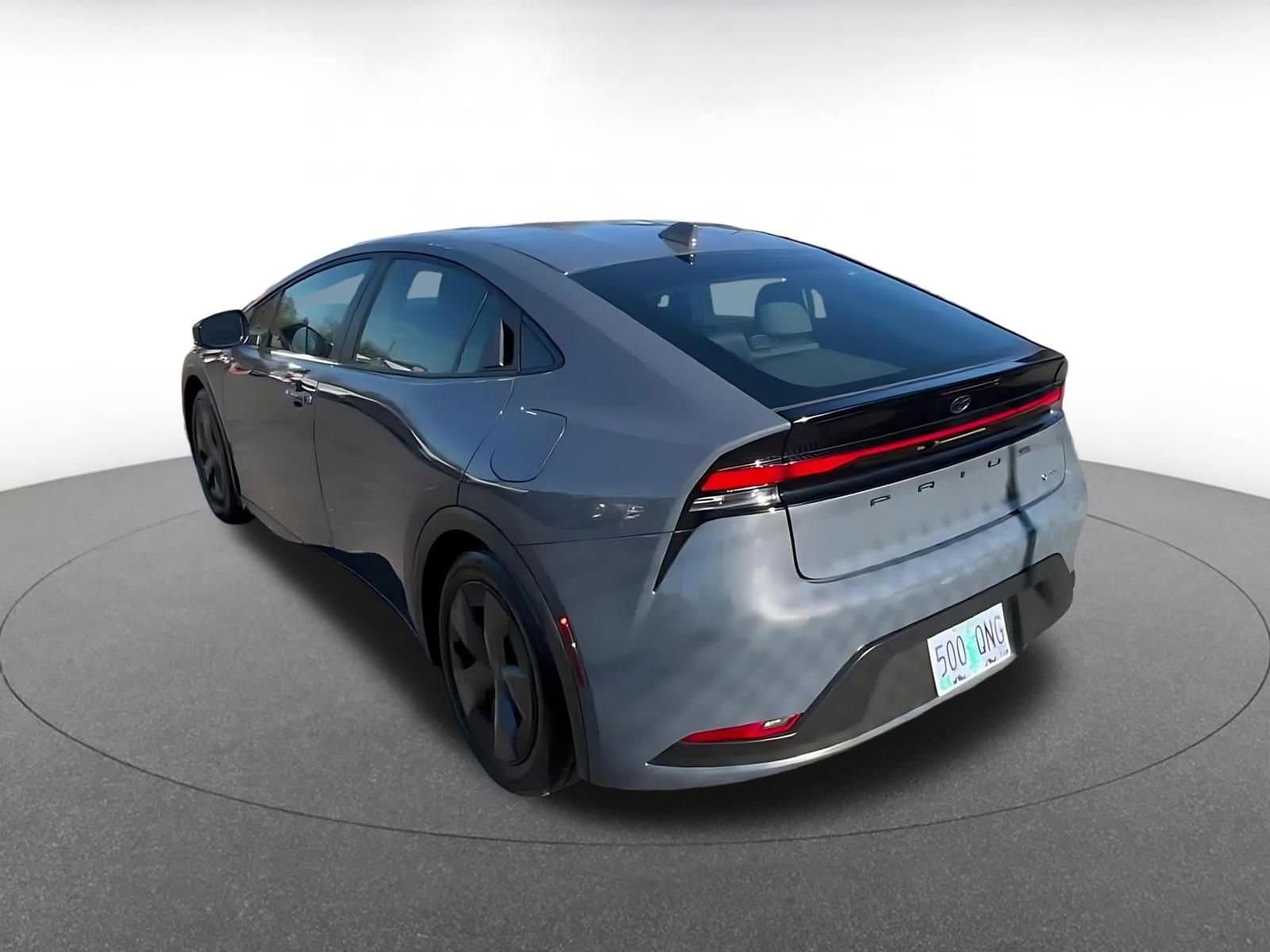 Thumbnail: 2025 Toyota Prius - 10