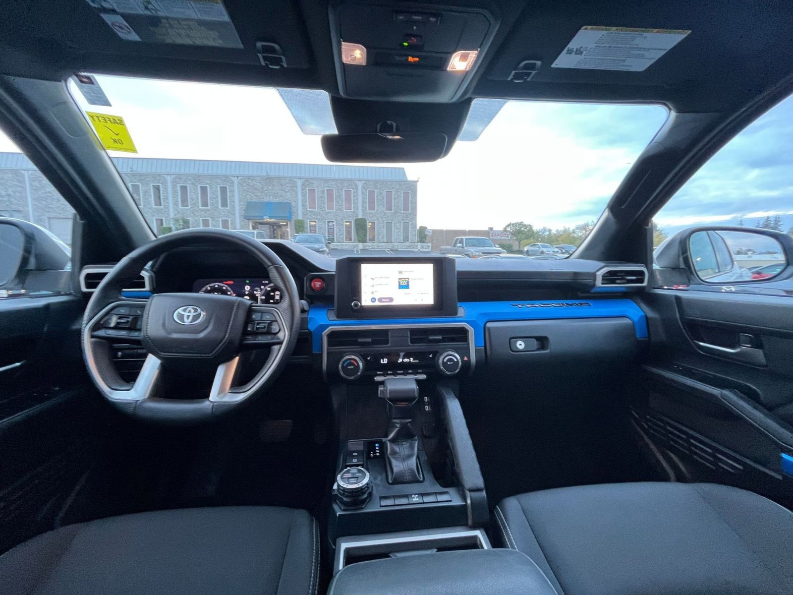 Thumbnail: 2025 Toyota Tacoma - 31