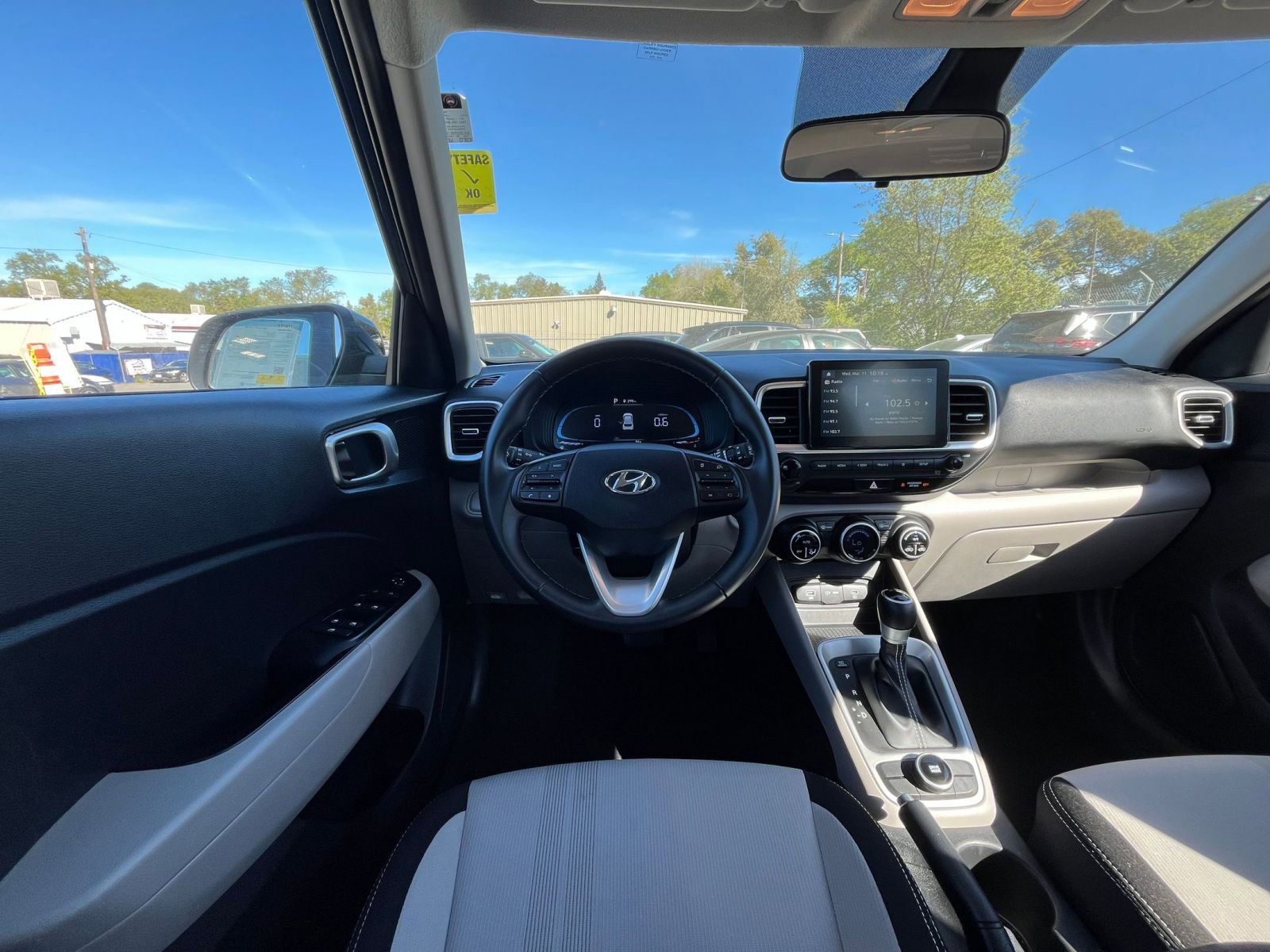 Thumbnail: 2025 Hyundai Venue - 33