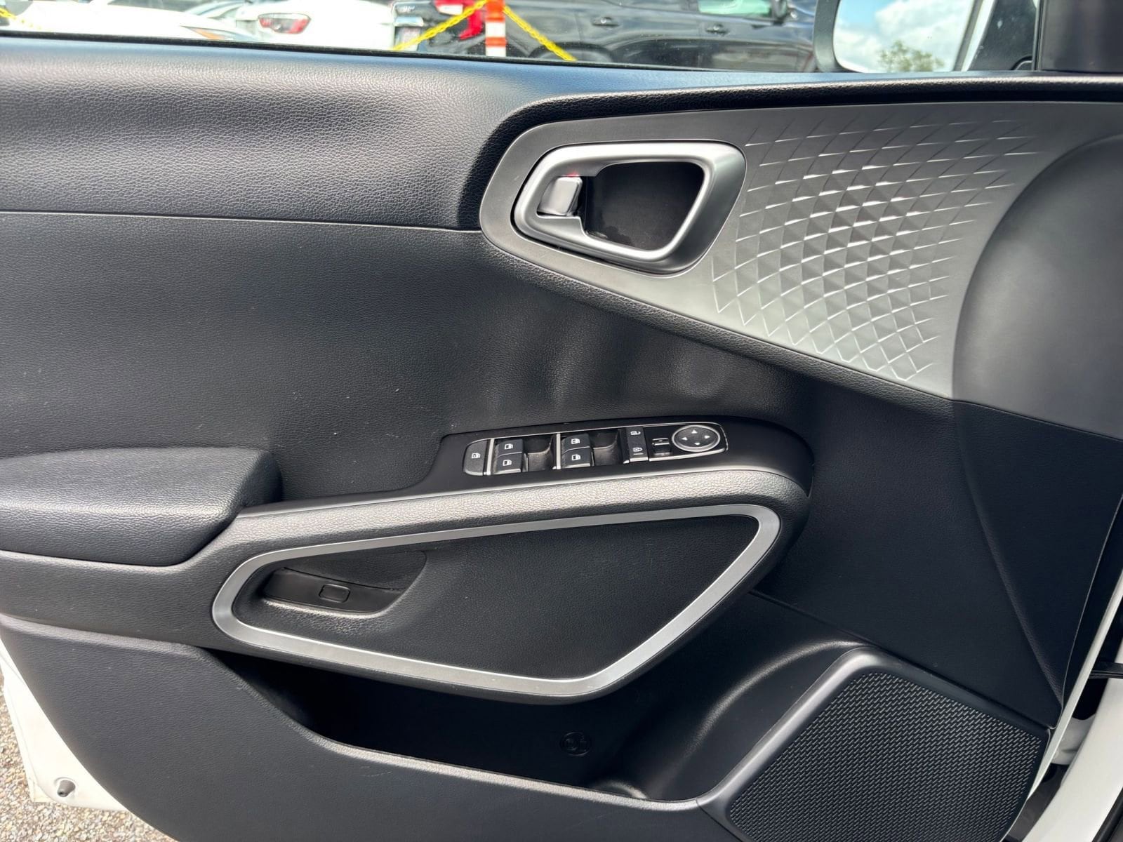 Thumbnail: 2025 Kia Soul - 18