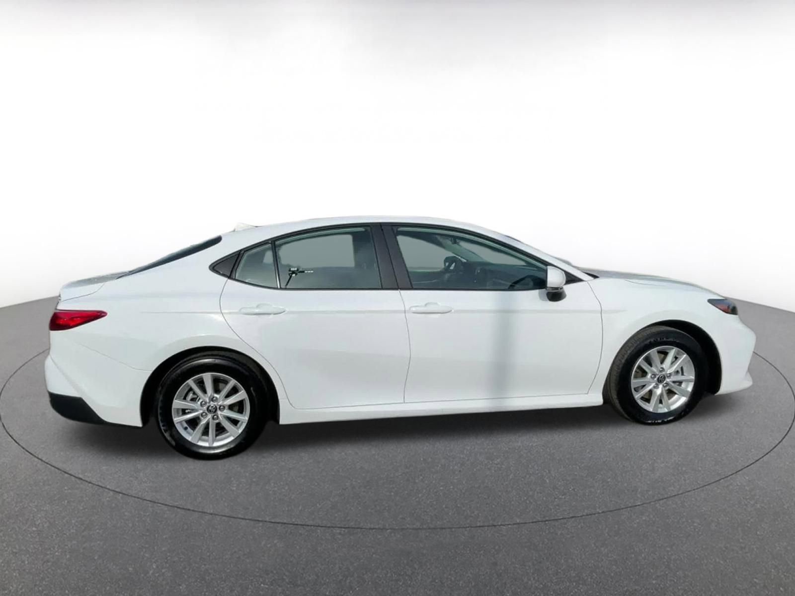 Thumbnail: 2025 Toyota Camry - 15