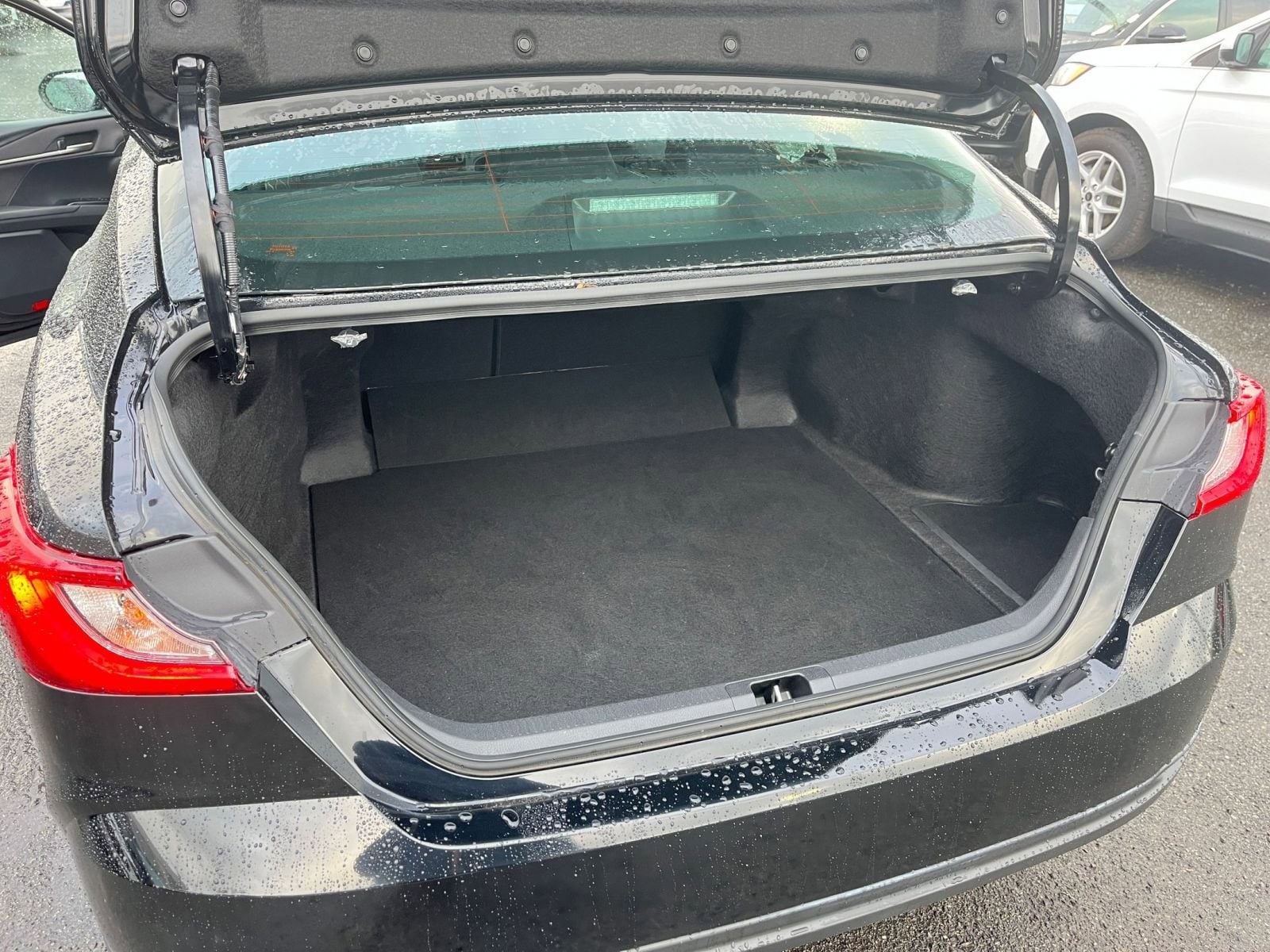 Thumbnail: 2025 Toyota Camry - 30