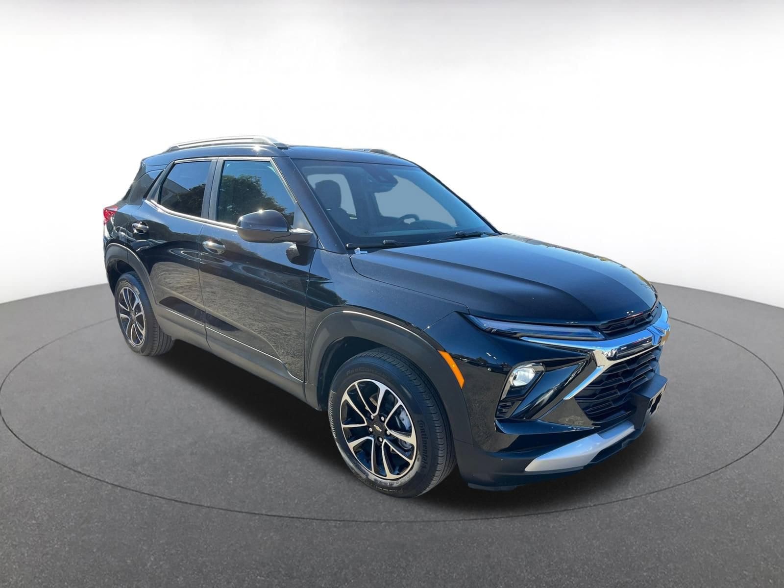 Thumbnail: 2025 Chevrolet TrailBlazer - 1