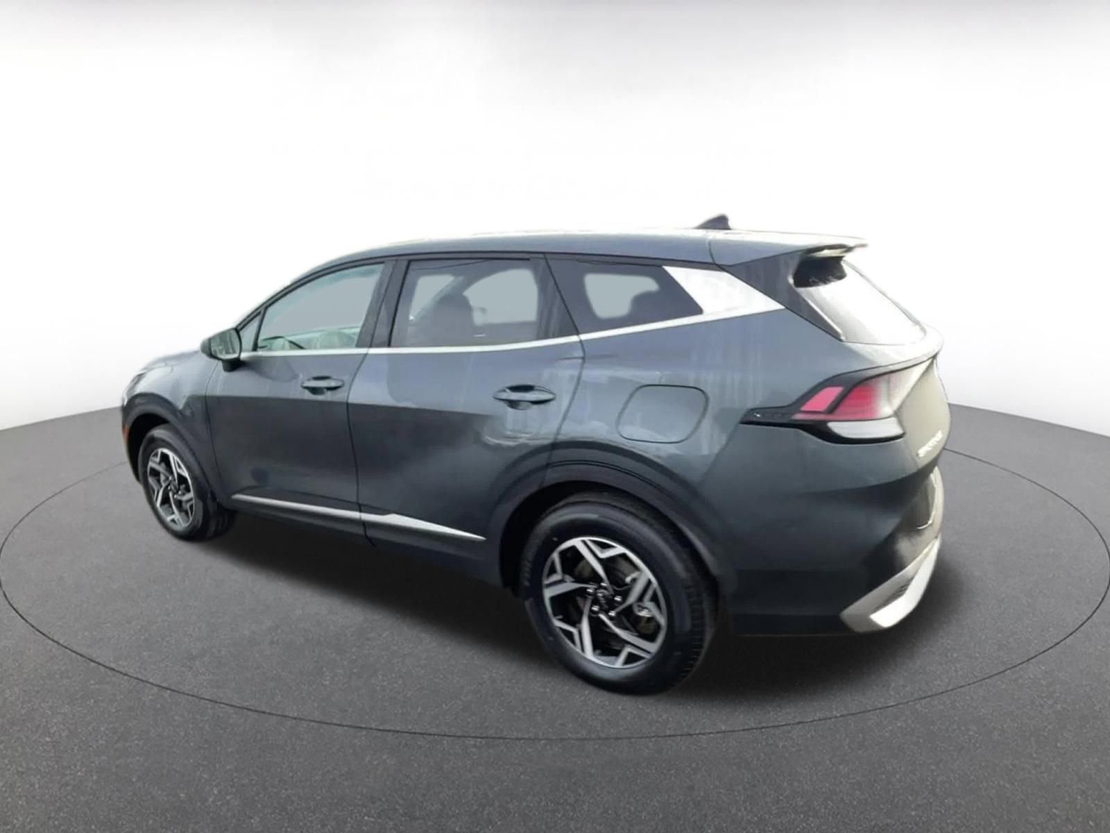 Thumbnail: 2025 Kia Sportage - 10