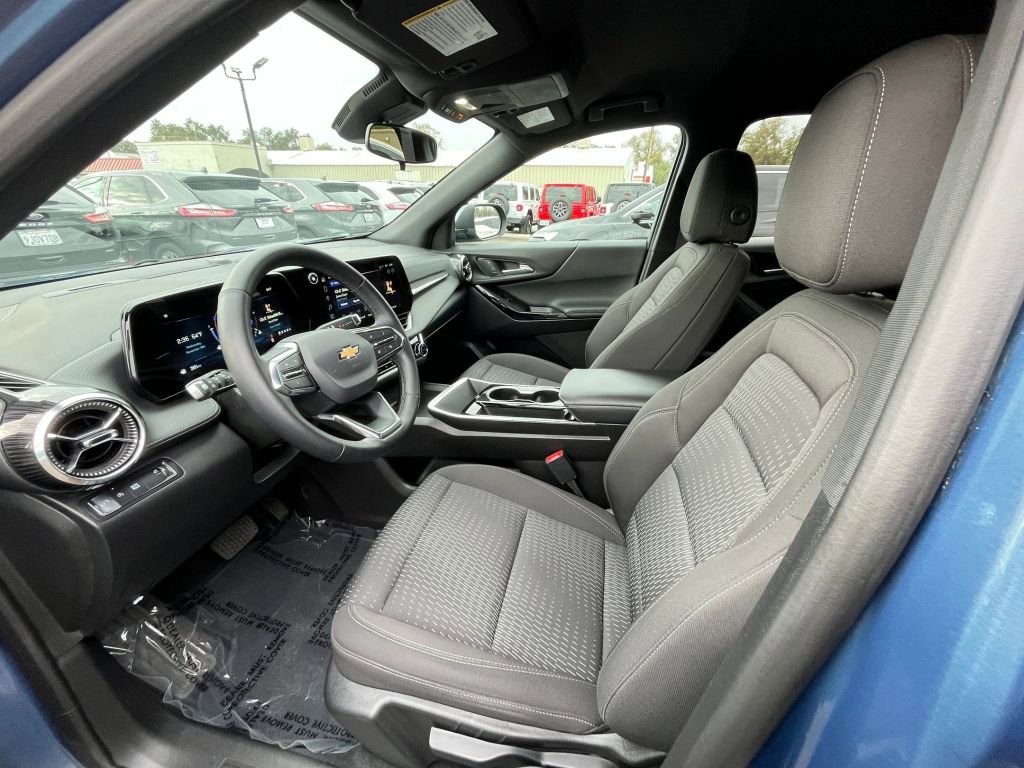 Thumbnail: 2025 Chevrolet Equinox - 20