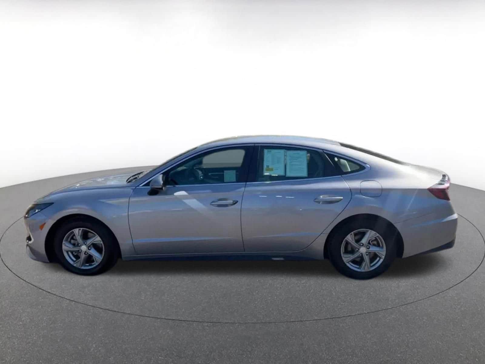 Thumbnail: 2023 Hyundai Sonata - 9