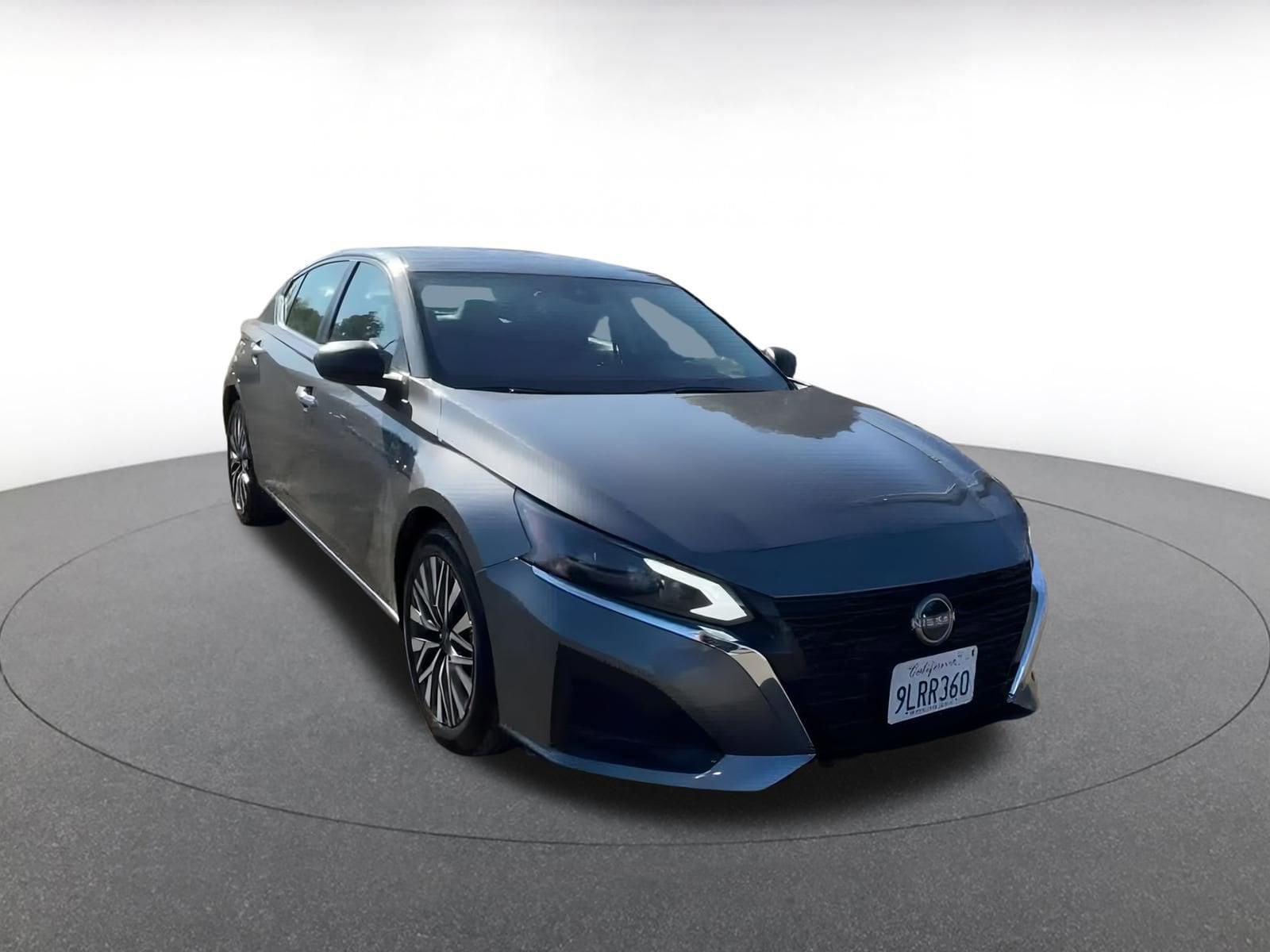 Thumbnail: 2024 Nissan Altima - 3