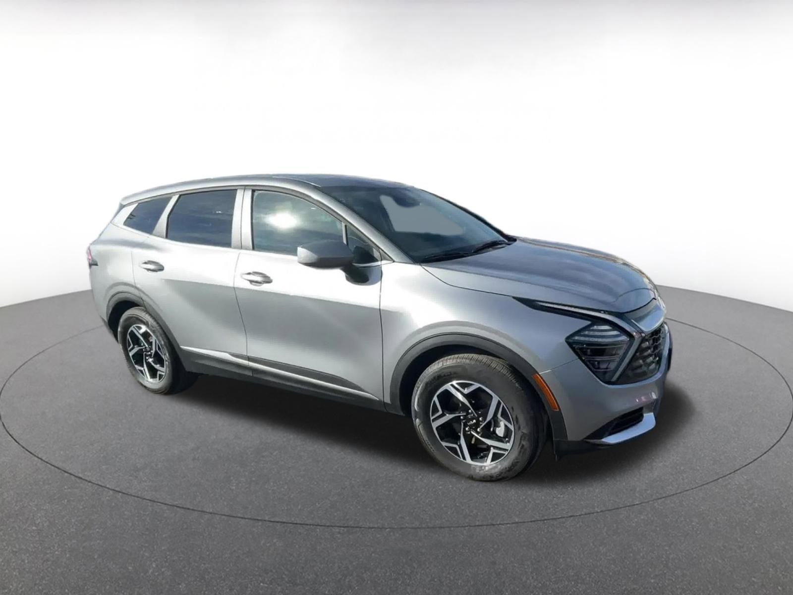 Thumbnail: 2025 Kia Sportage - 2