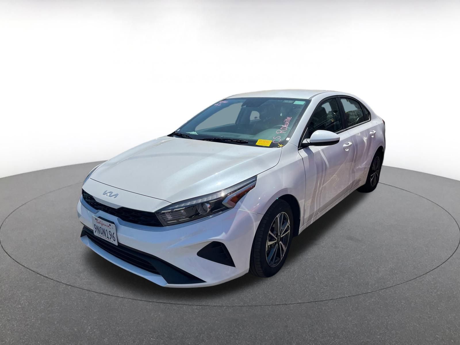 2024 Kia Forte LXS 3