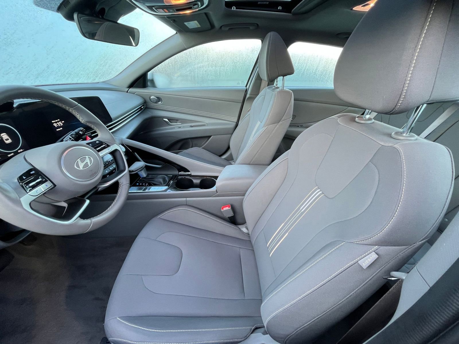 Thumbnail: 2025 Hyundai Elantra - 24