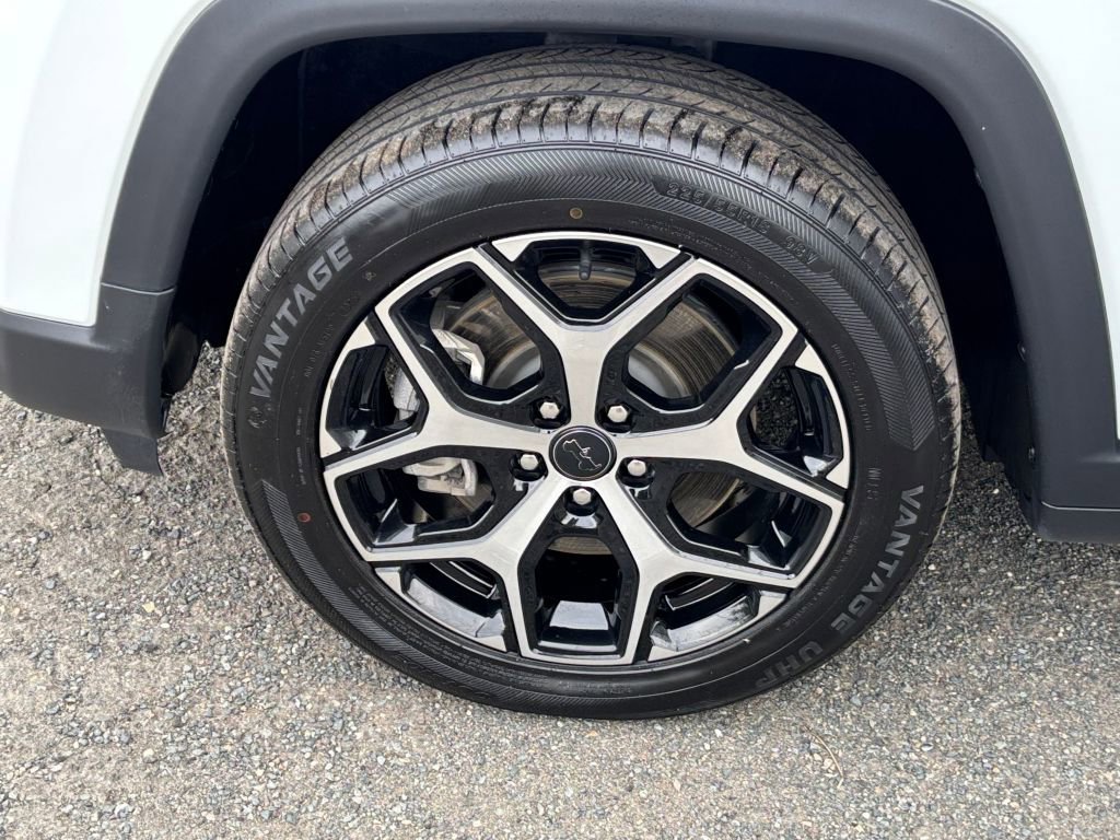 Thumbnail: 2025 Jeep Compass - 17