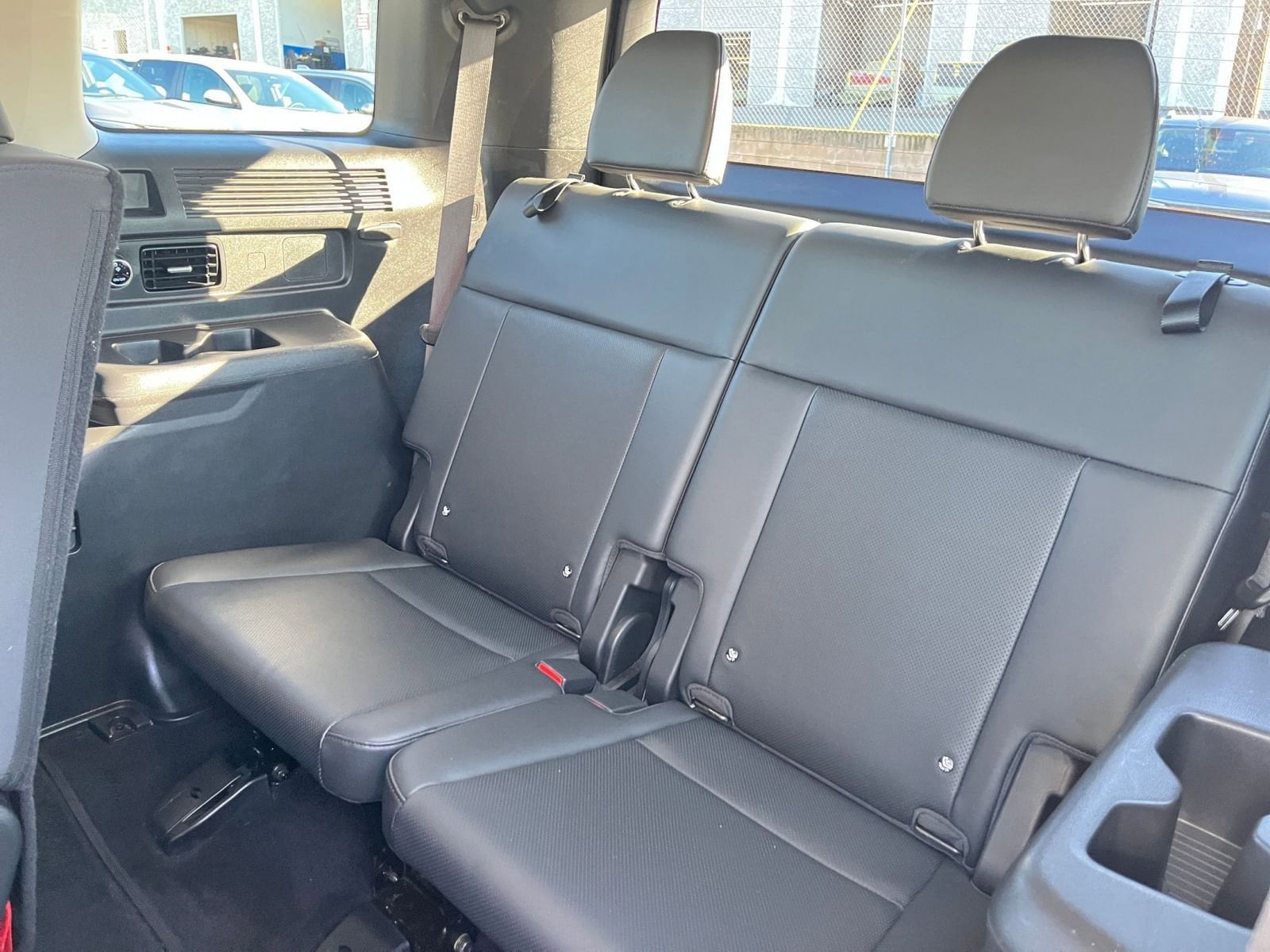 Thumbnail: 2025 Hyundai Santa Fe - 31