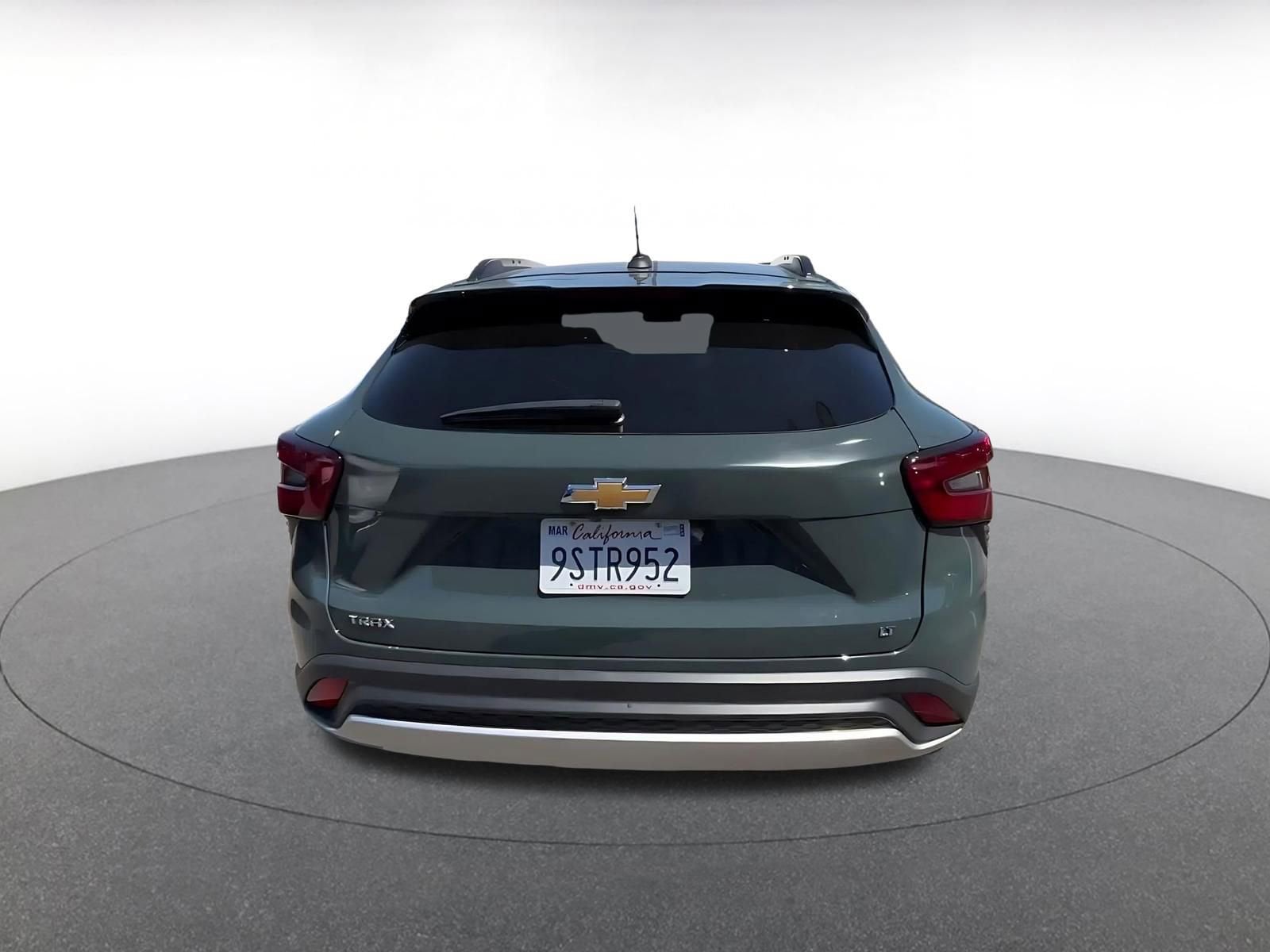 Thumbnail: 2025 Chevrolet Trax - 12