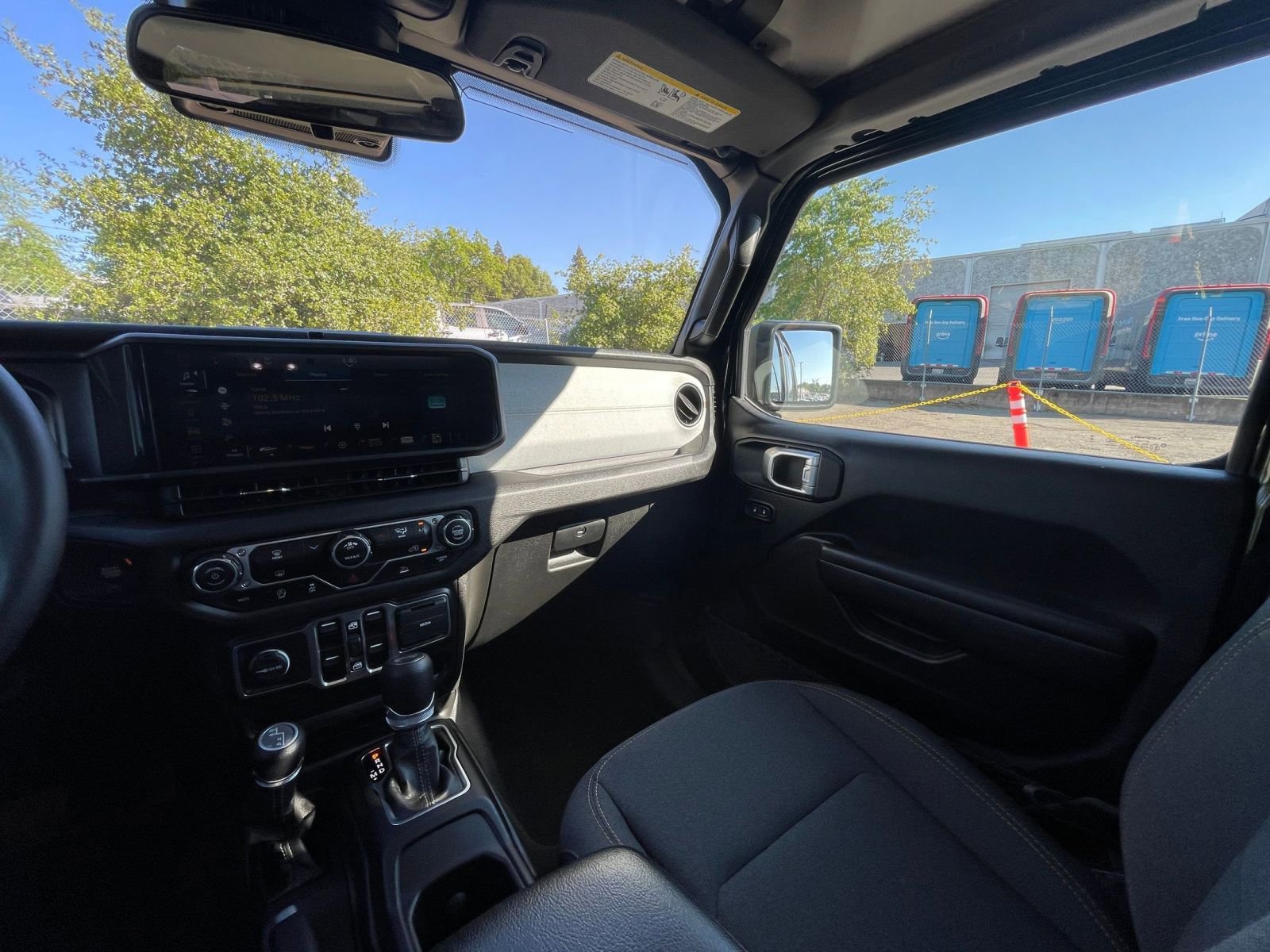 Thumbnail: 2025 Jeep Wrangler - 35