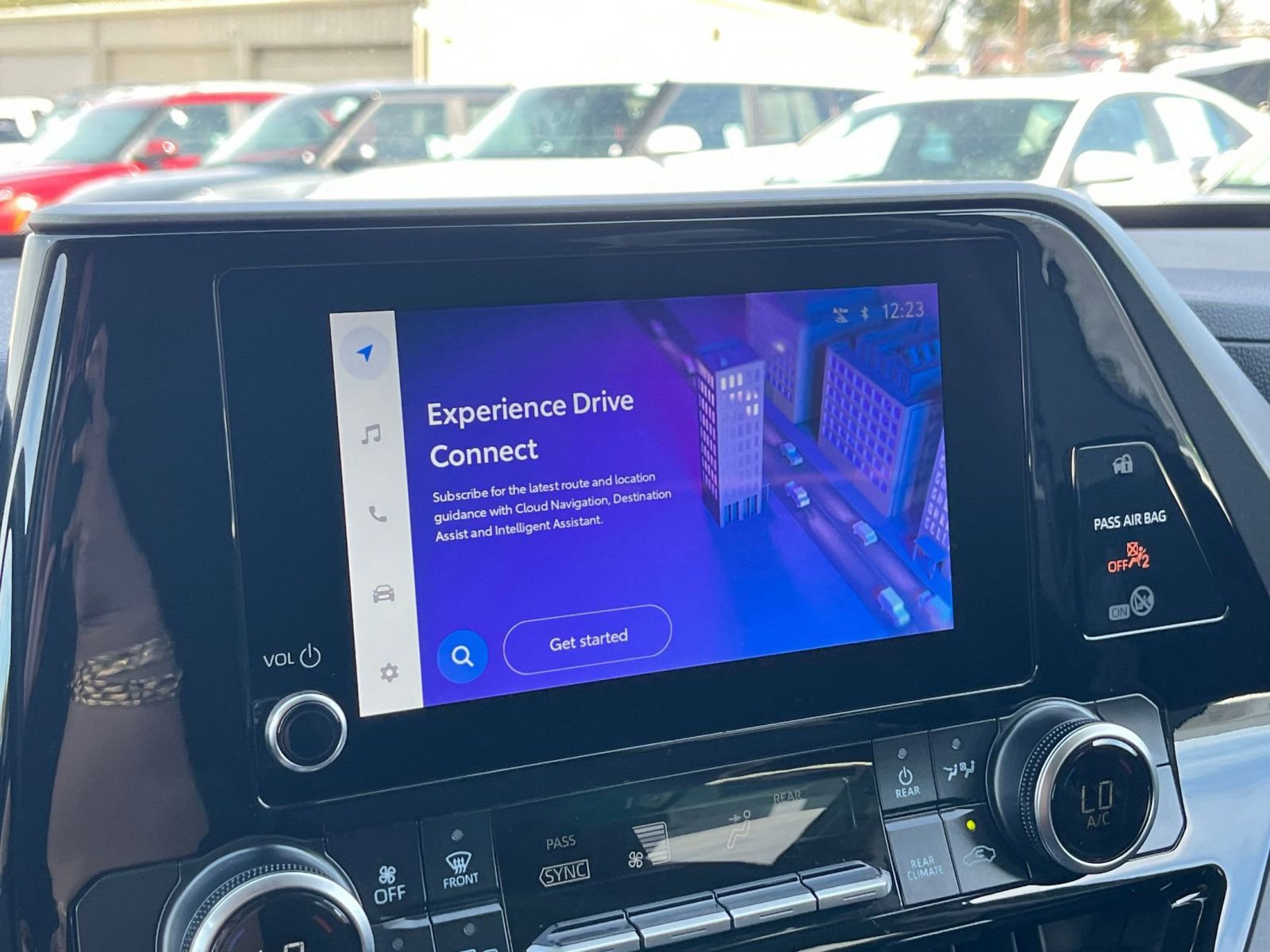 Thumbnail: 2025 Toyota Highlander - 20