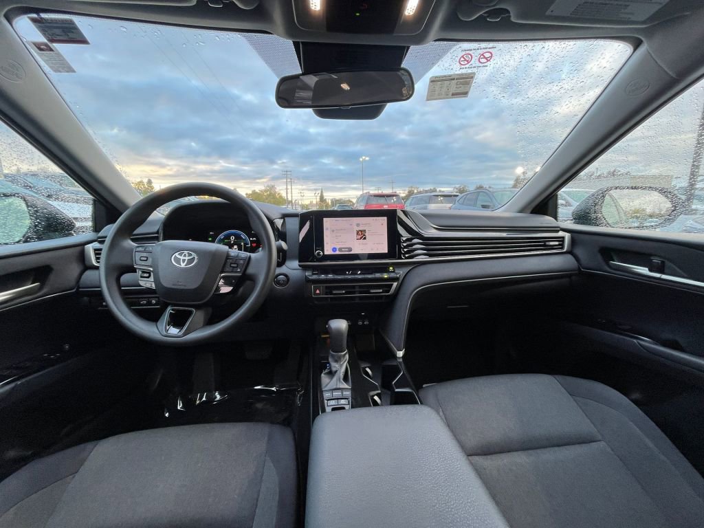 Thumbnail: 2025 Toyota Camry - 34